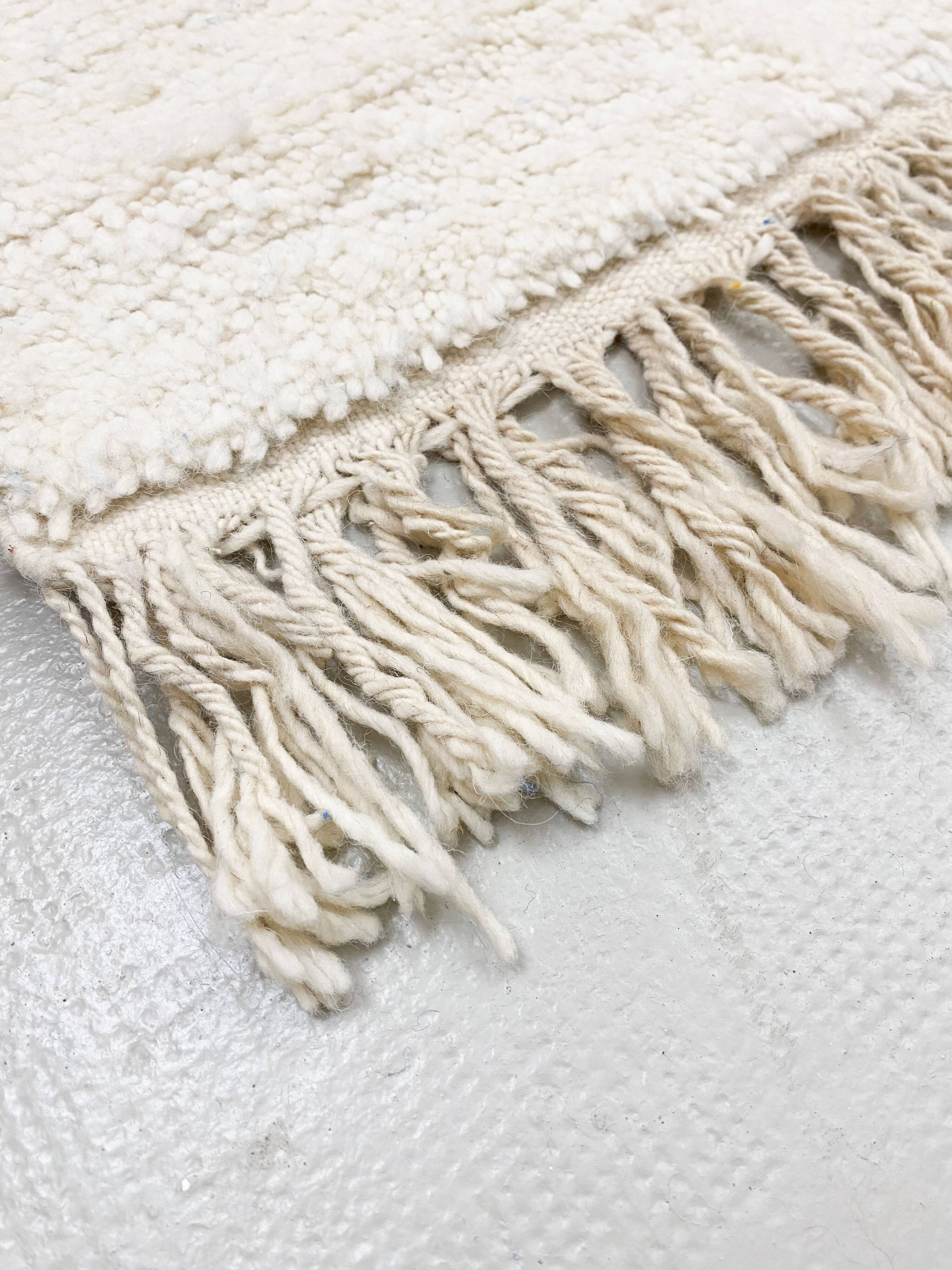 Moroccan Berber carpet Beni Ouarain colorful 2.56x1.55m