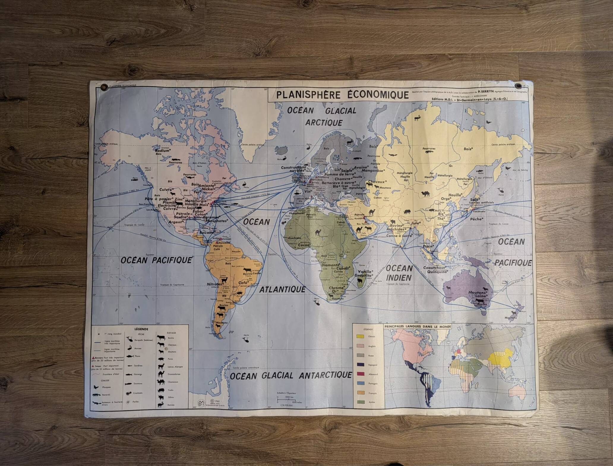 School map / political planisphere and economic planisphere