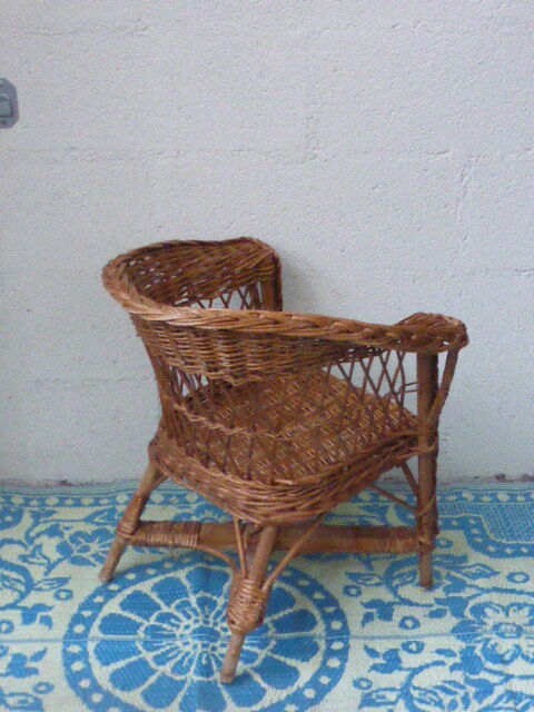 Child Chair basket woven Wicker vintage 1960
