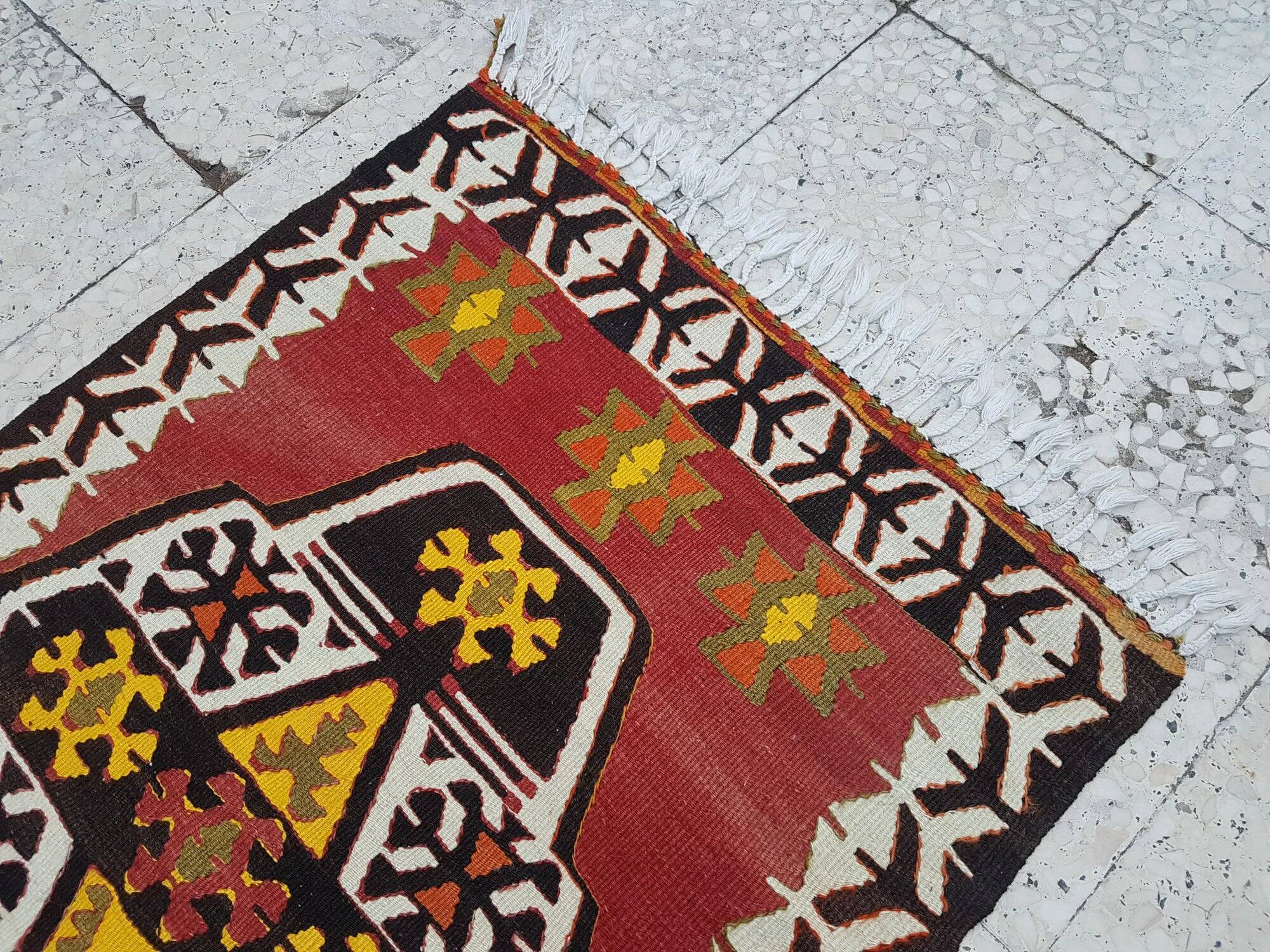 Kilim turc vintage tissé main 79x127 cm