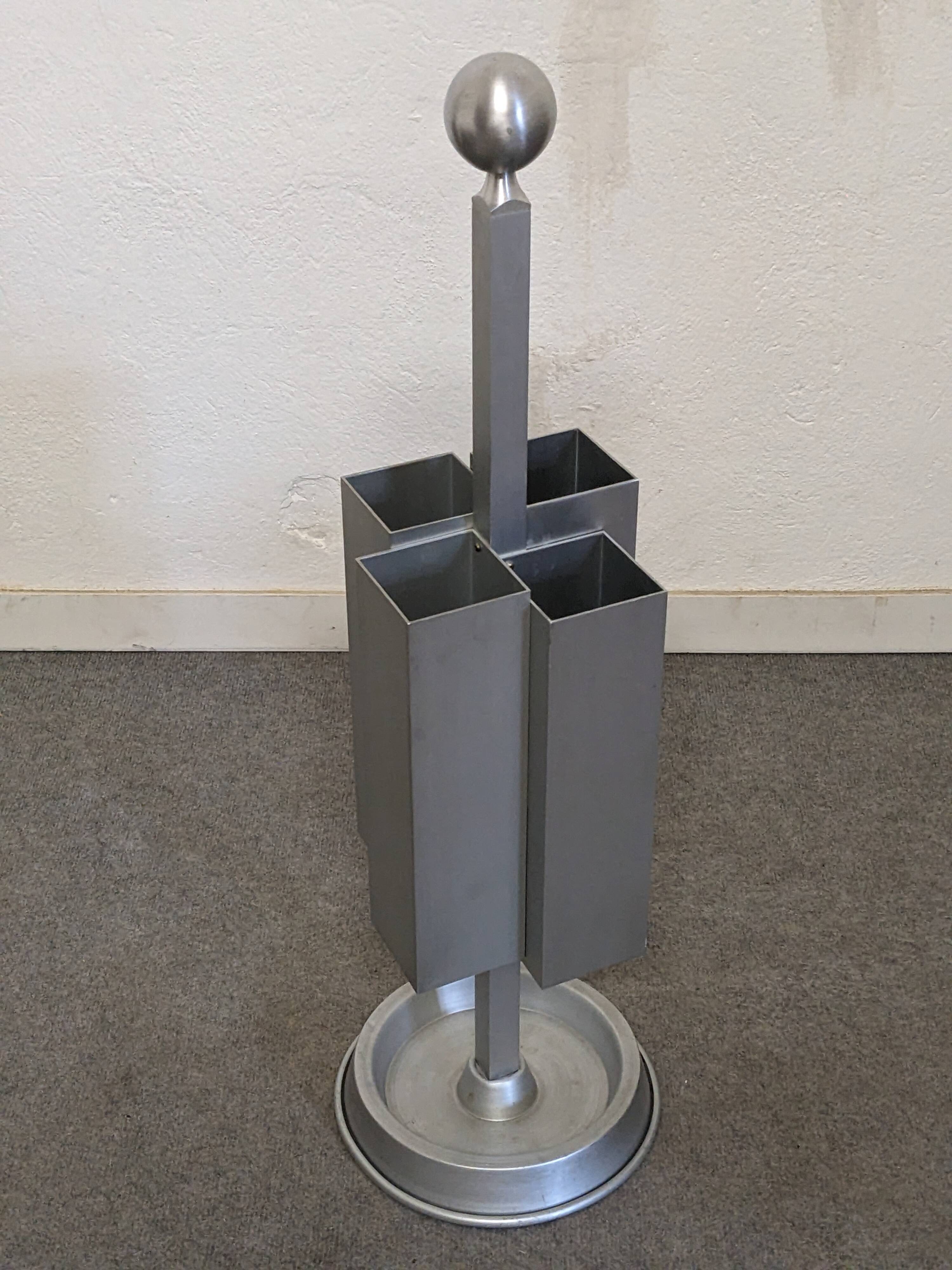 Porte-parapluie en aluminium attribué à Walter & Moretti, France vers 1970