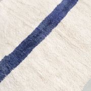 Berber carpet beni ouarain ecru blue line 243x160m