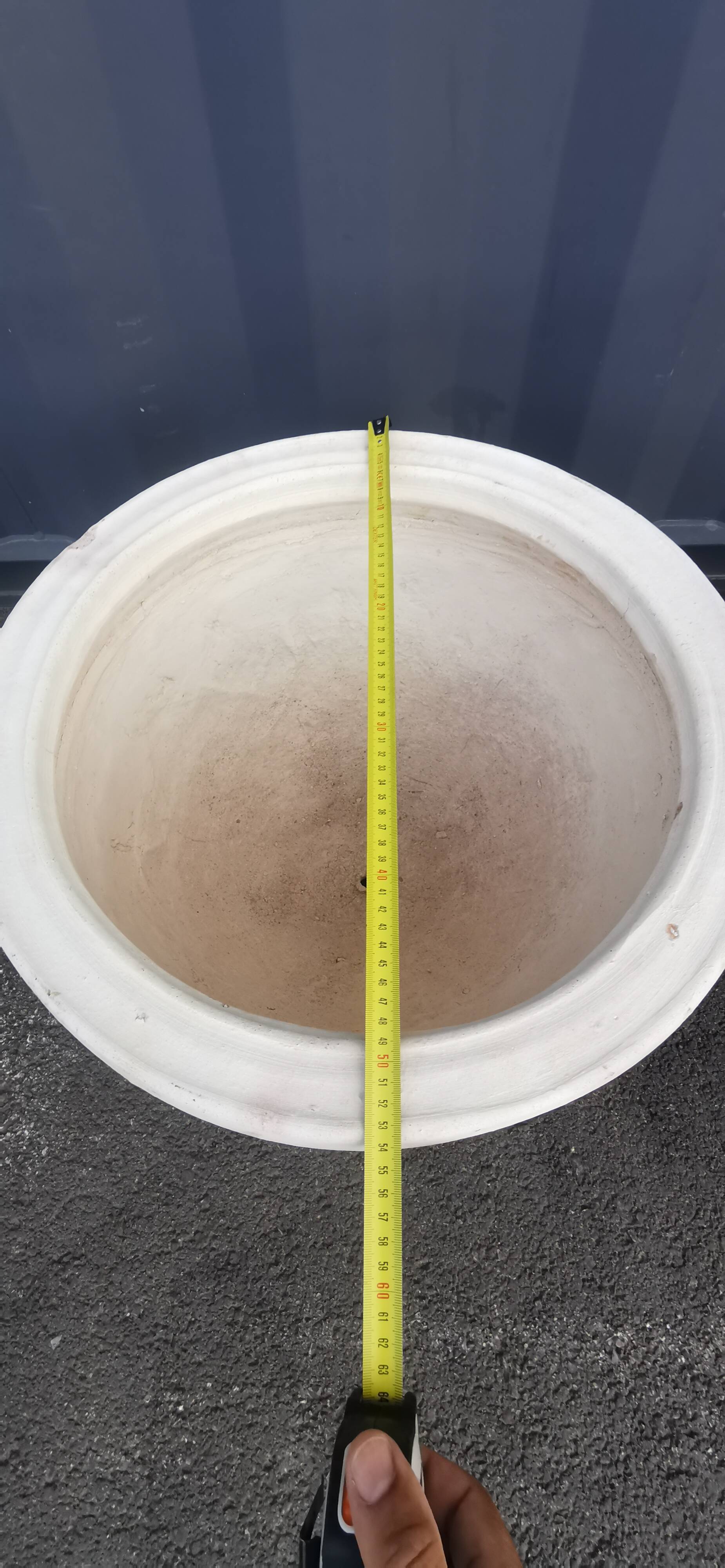 Tamgroute terracotta jar