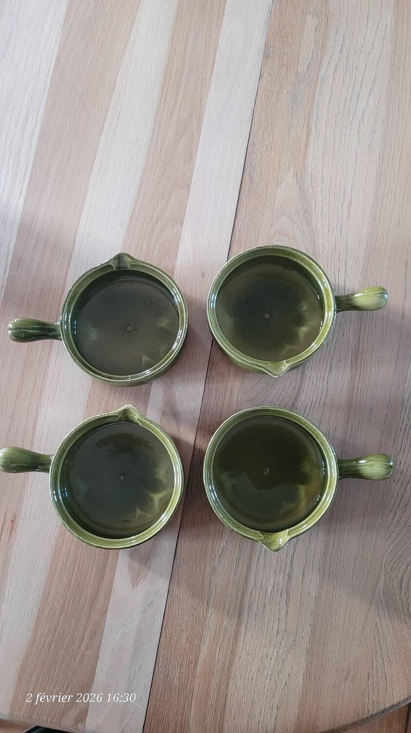 4 small pans, glazed earthenware casseroles