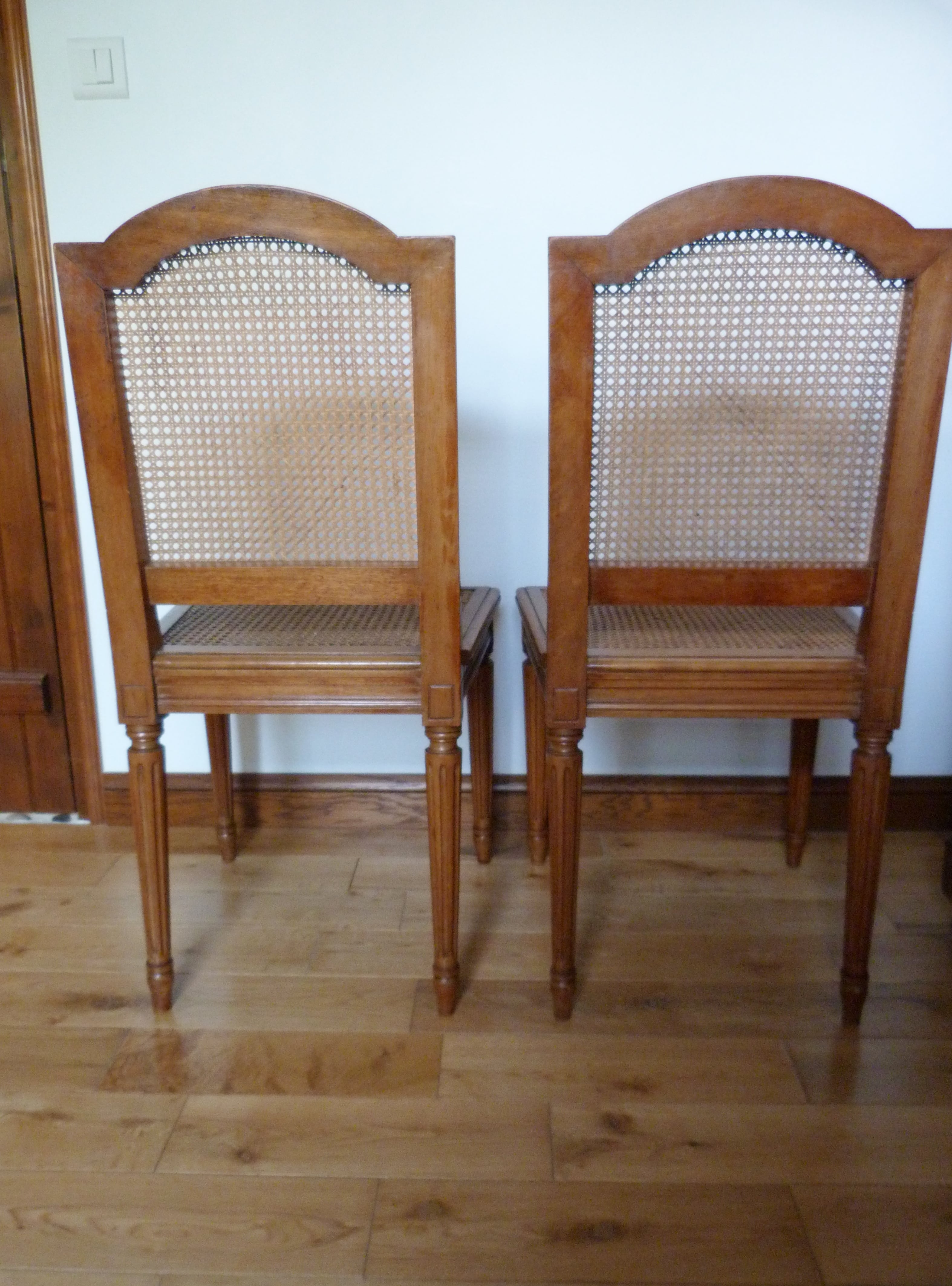 Duo of canchairs