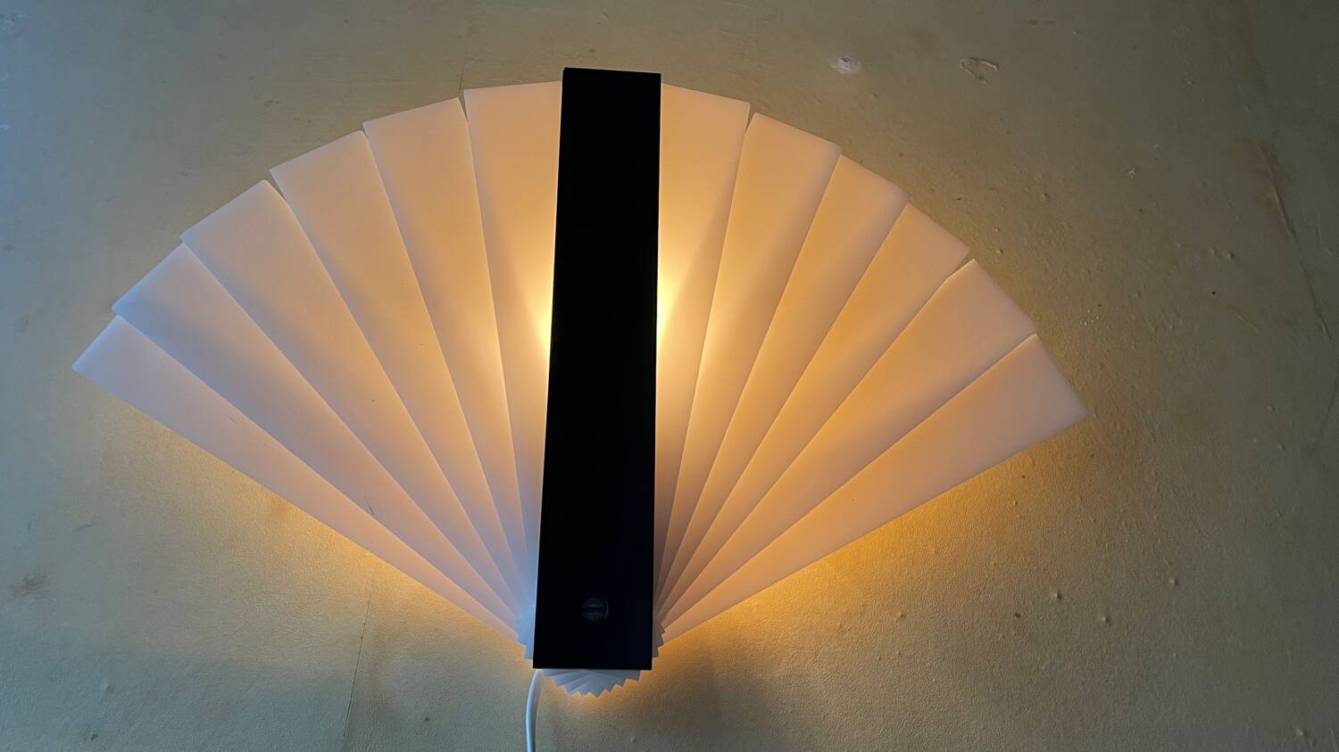 Mawa wall light