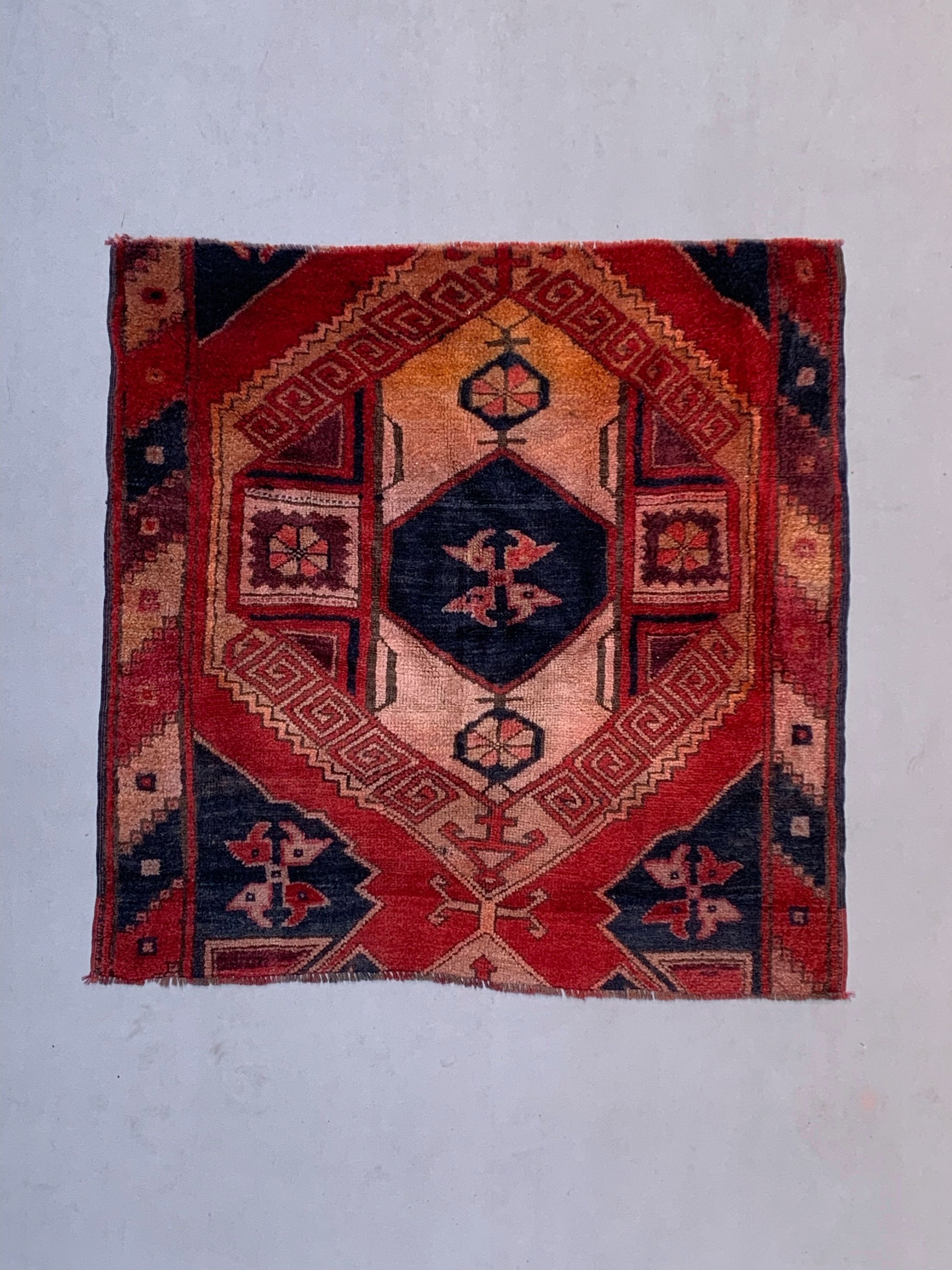 Western turkish rug 124x123cm