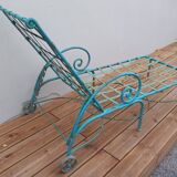 Lot 2 chaises longues anciennes fer forgé et ses 2 guéridons