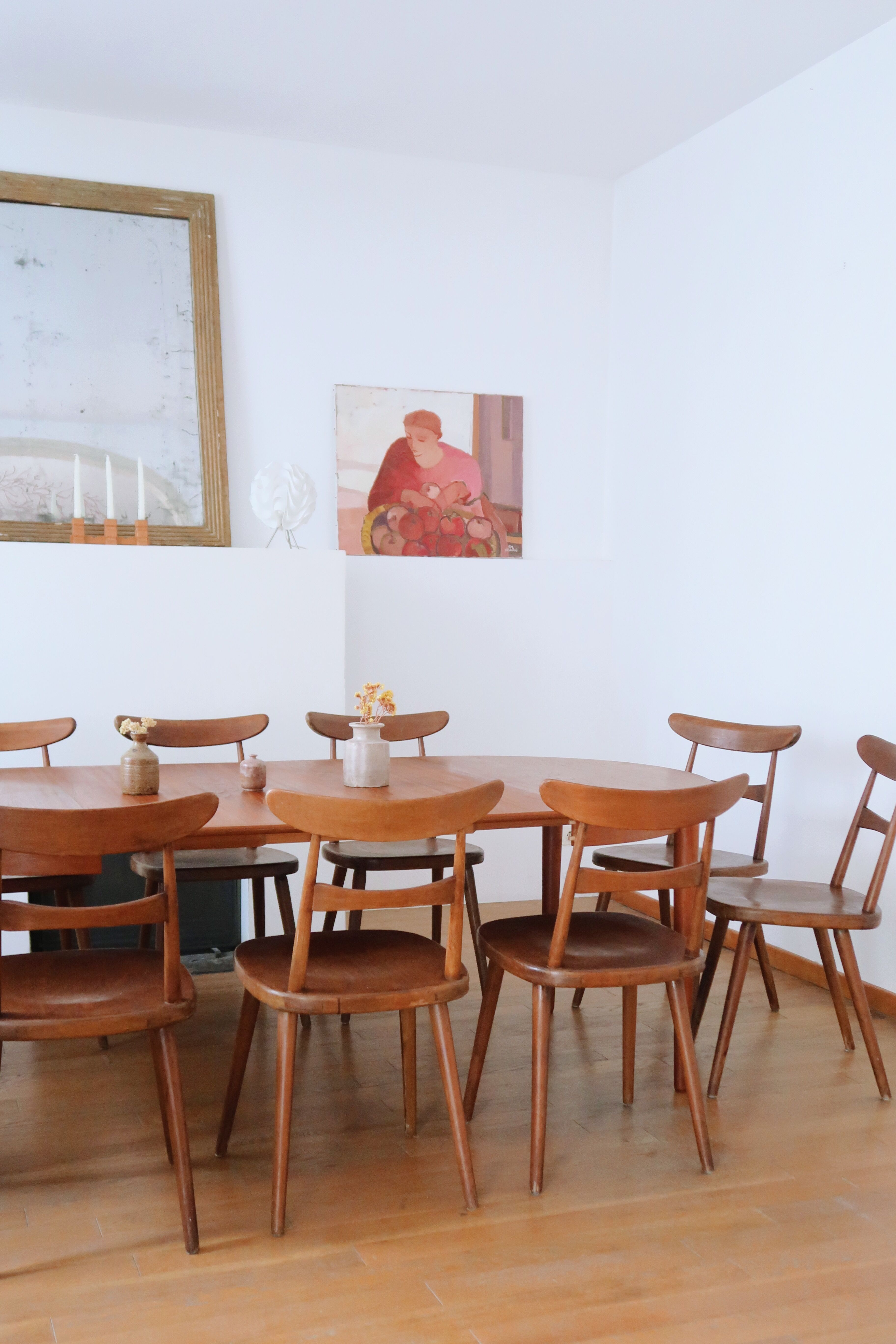 6 Scandinavian bistro chairs