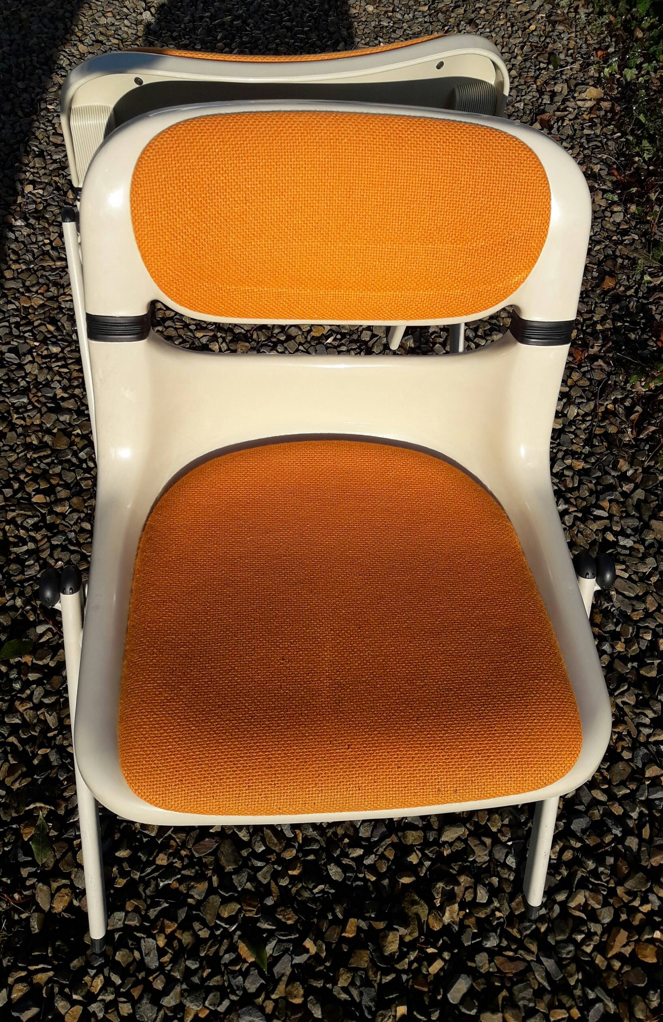 Duo of Dorsal chairs by E Ambasz and G Piretti in 1990