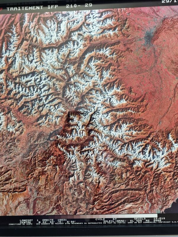 Photographie satellite Landsat 1975 encadrée, 42 cm