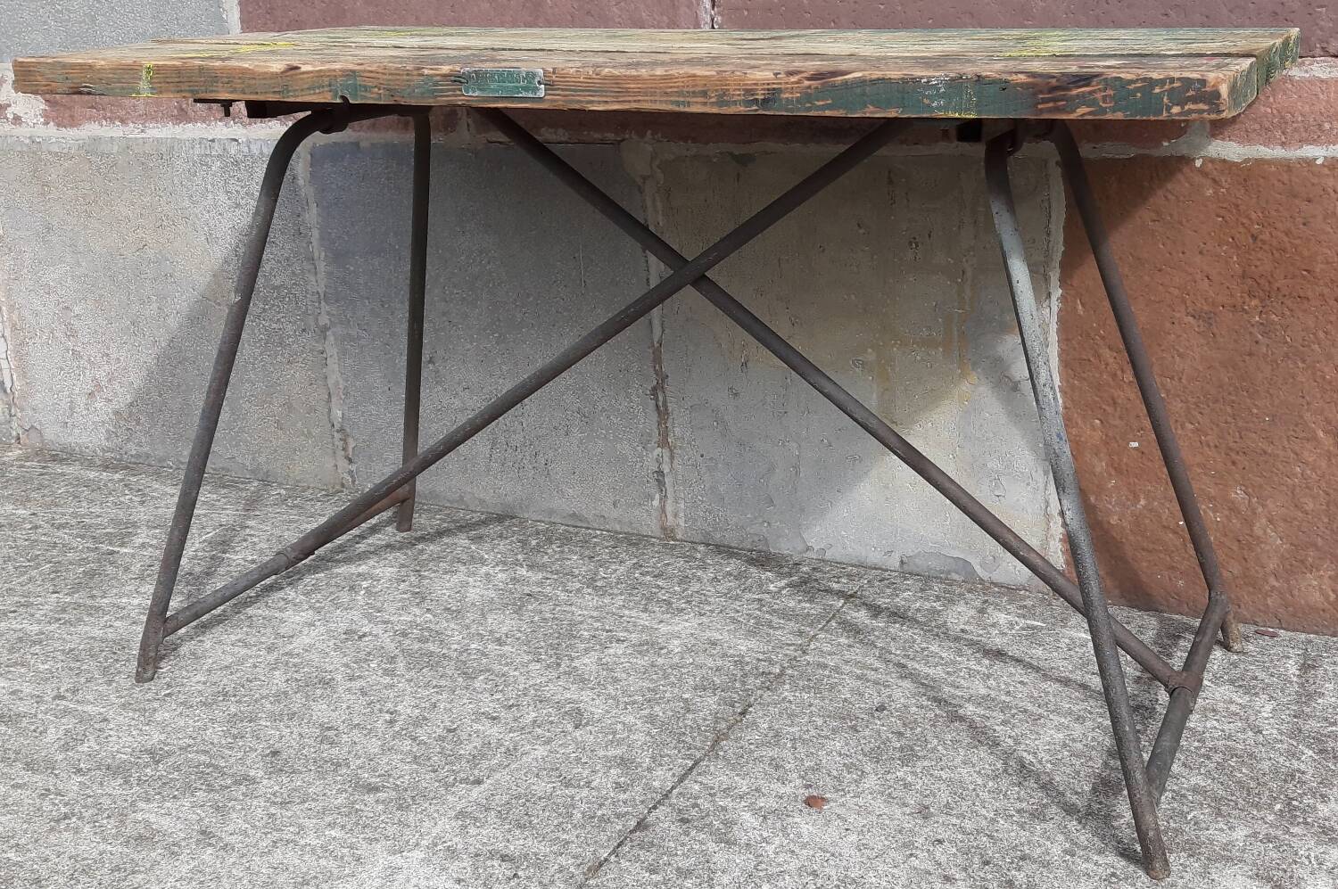 Folding workshop table