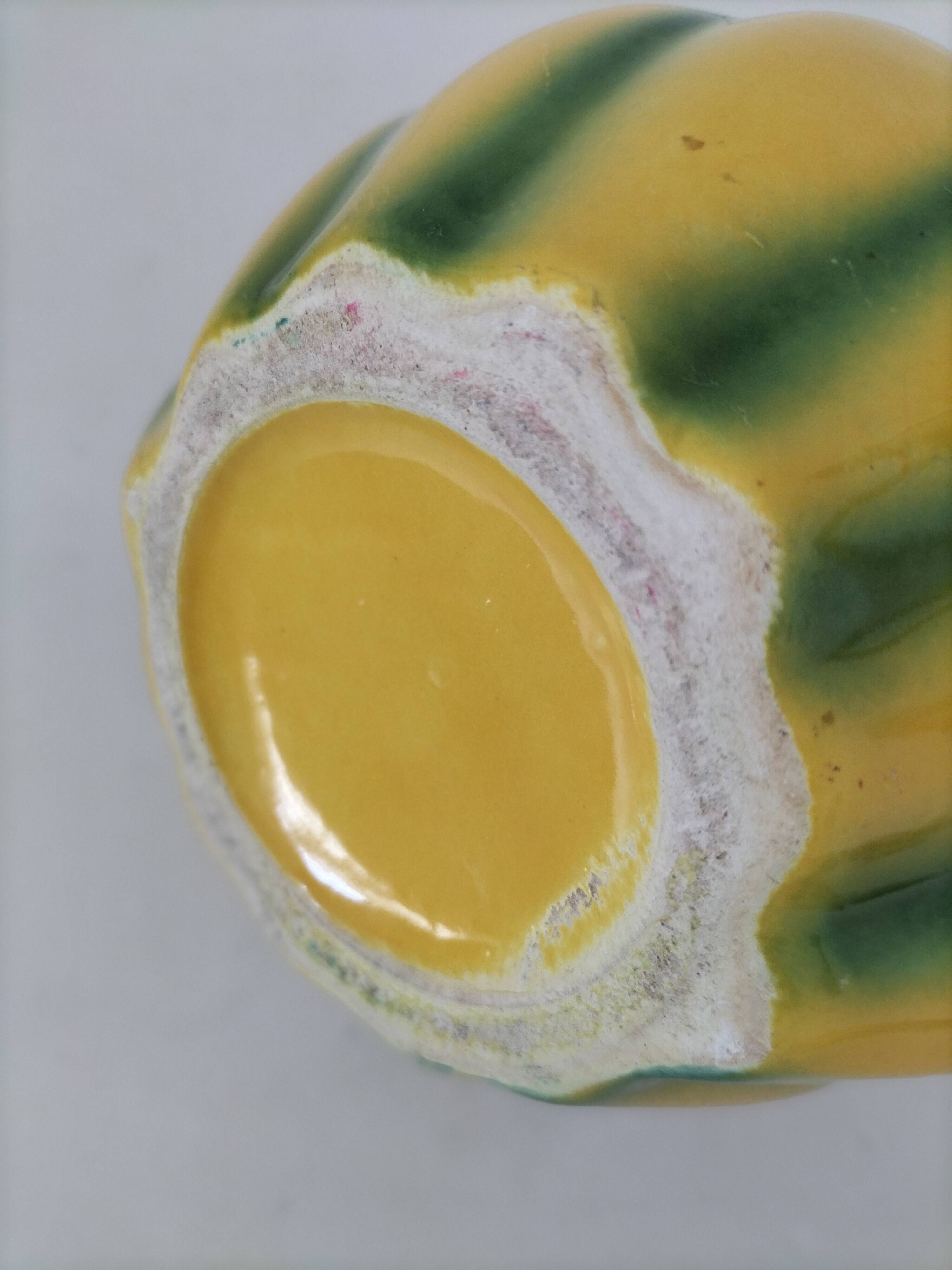 Jug melon in yellow and green majolica