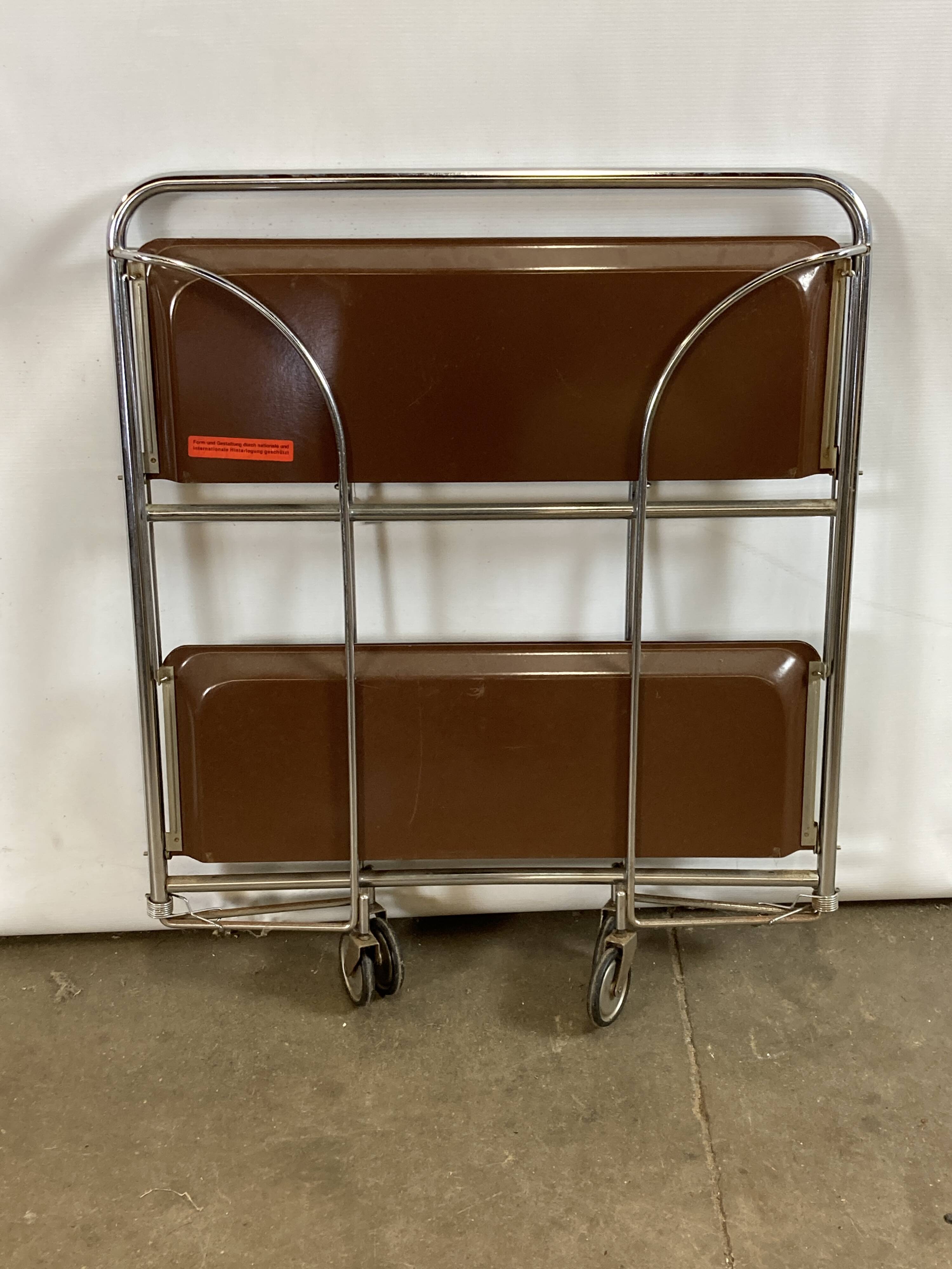 Vintage chrome folding wheel dessert