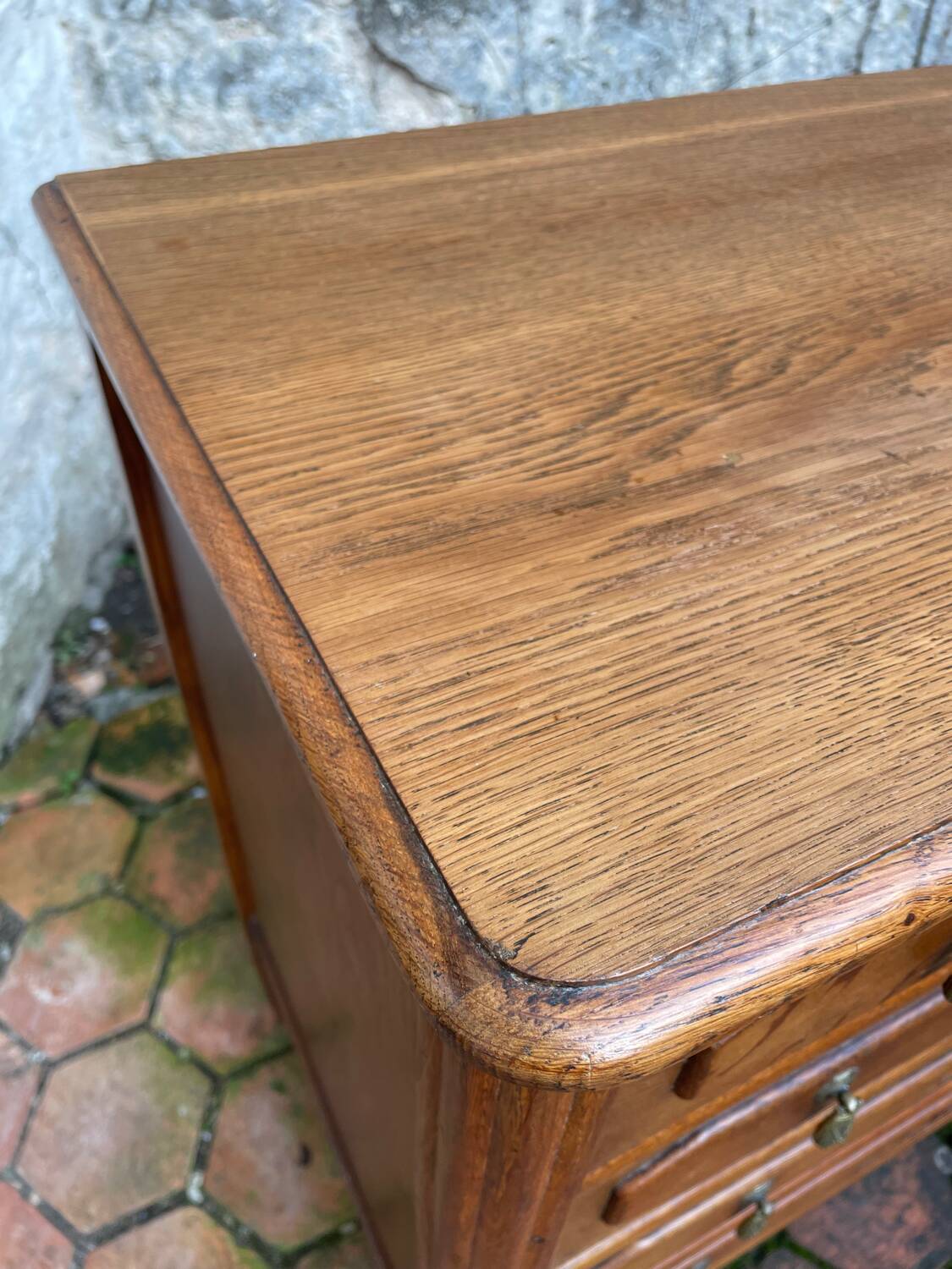 Vintage antique chest of drawers