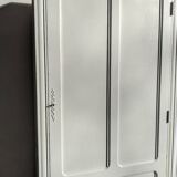 Armoire, penderie parisienne