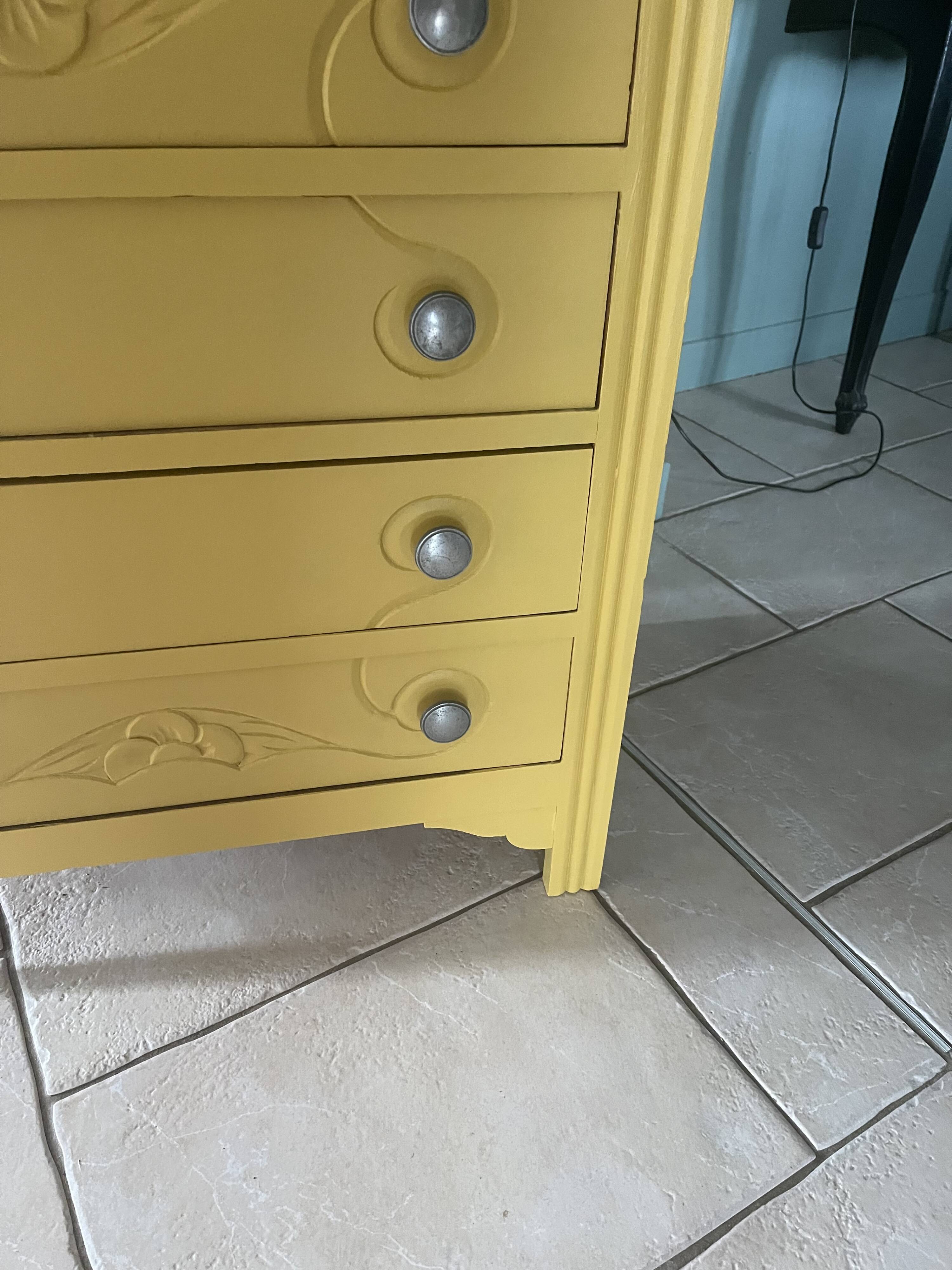 Art Deco chest of drawers