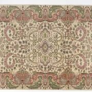 Tapis floral anatolien fait main