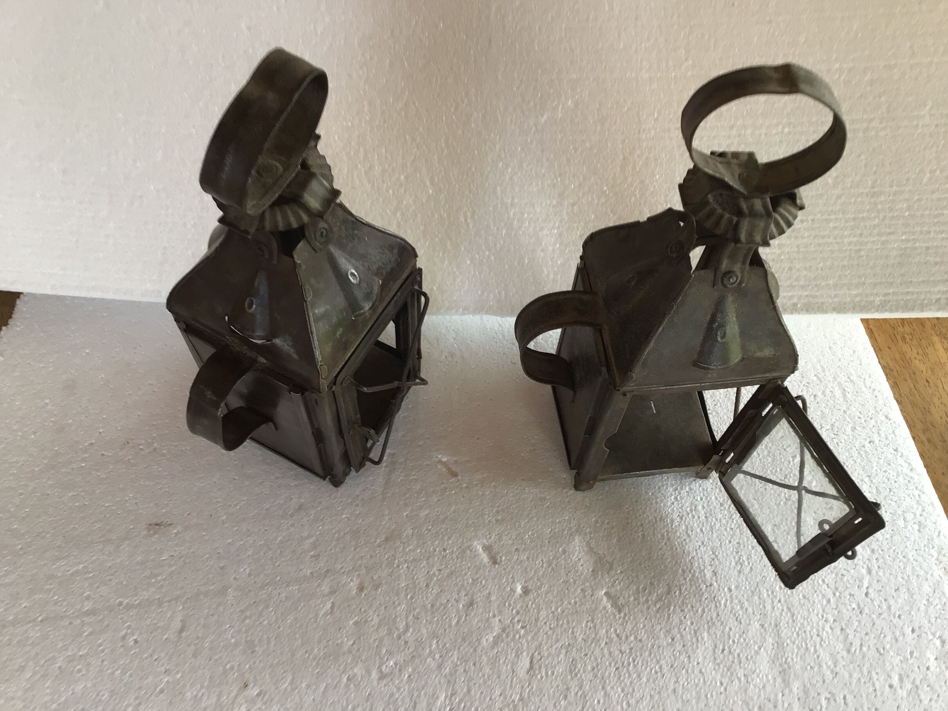 Pair of lantern 19th