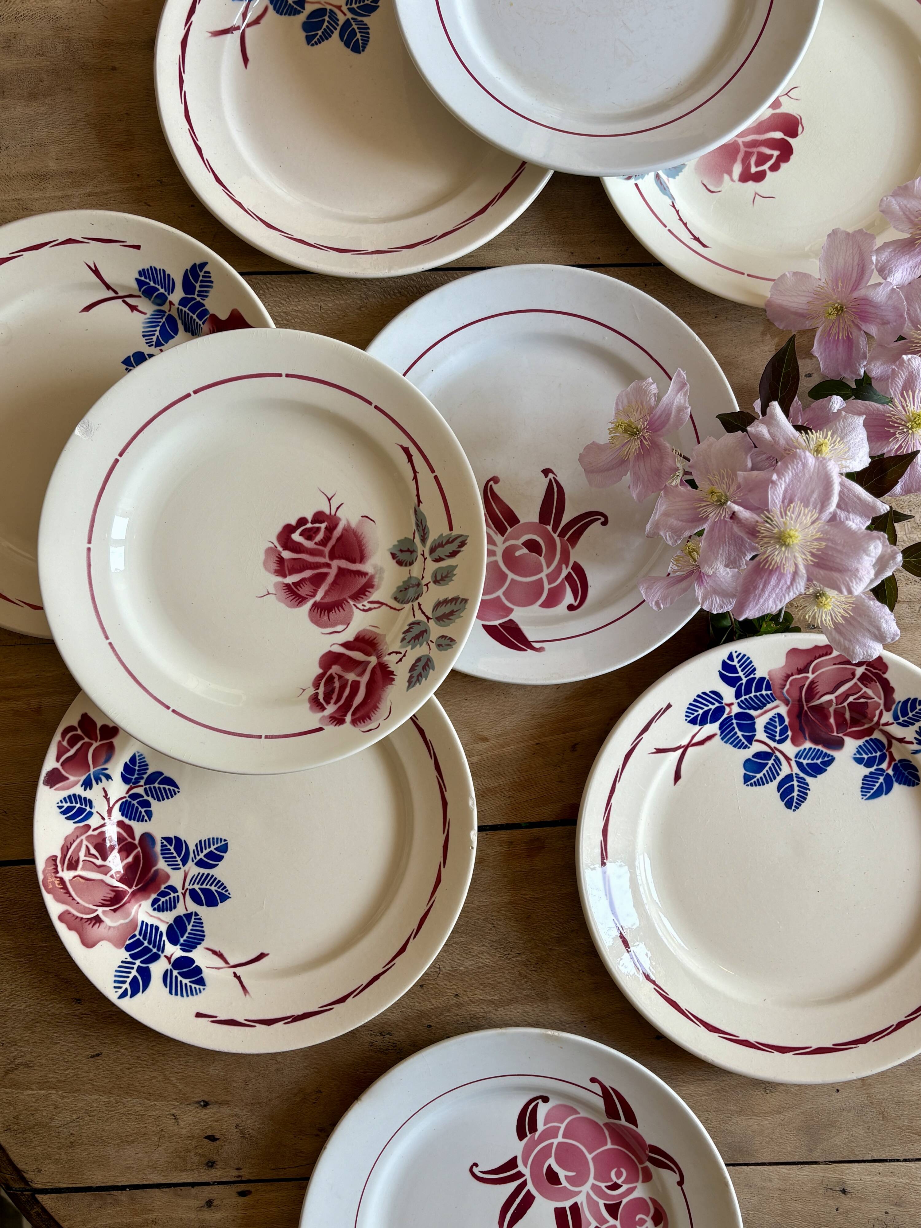 Set of 10 mismatched antique dinner plates