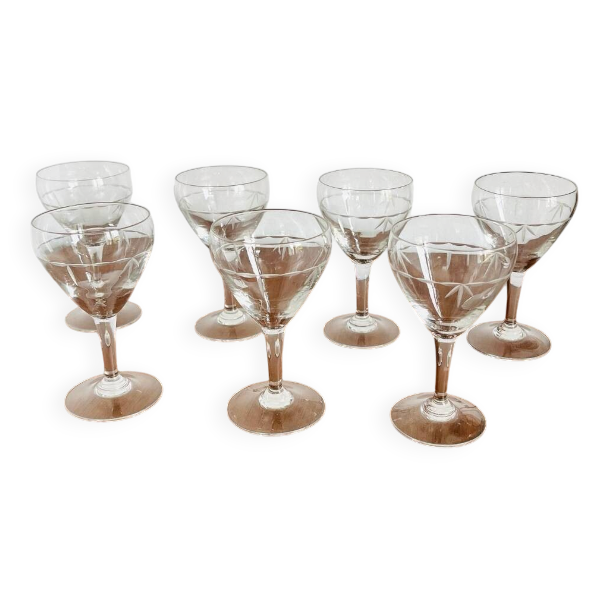 7 chiseled red wine glasses from the 20s/30s, new