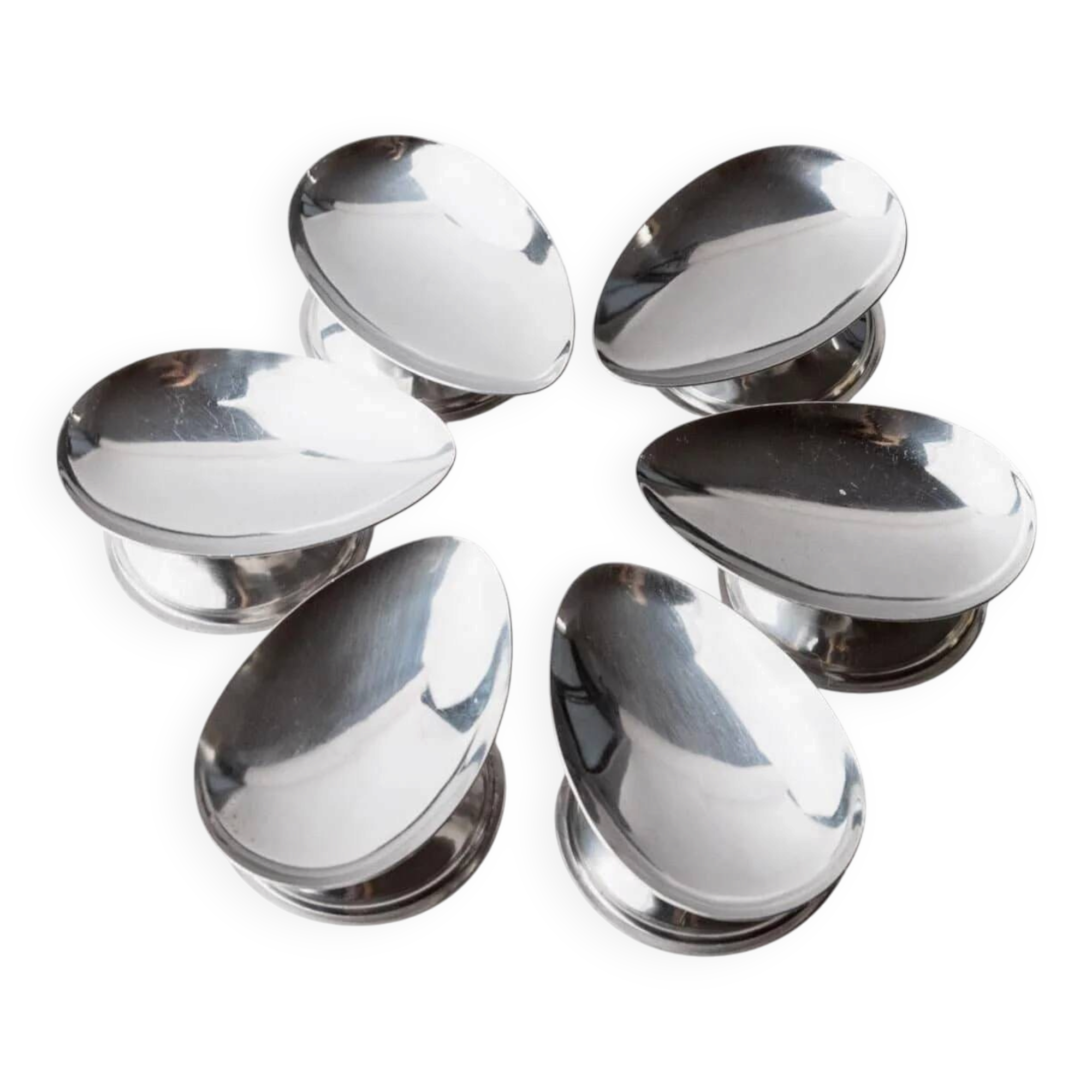 Lot of 6 vintage stainless steel bowls, 1970s, egg-shaped design.