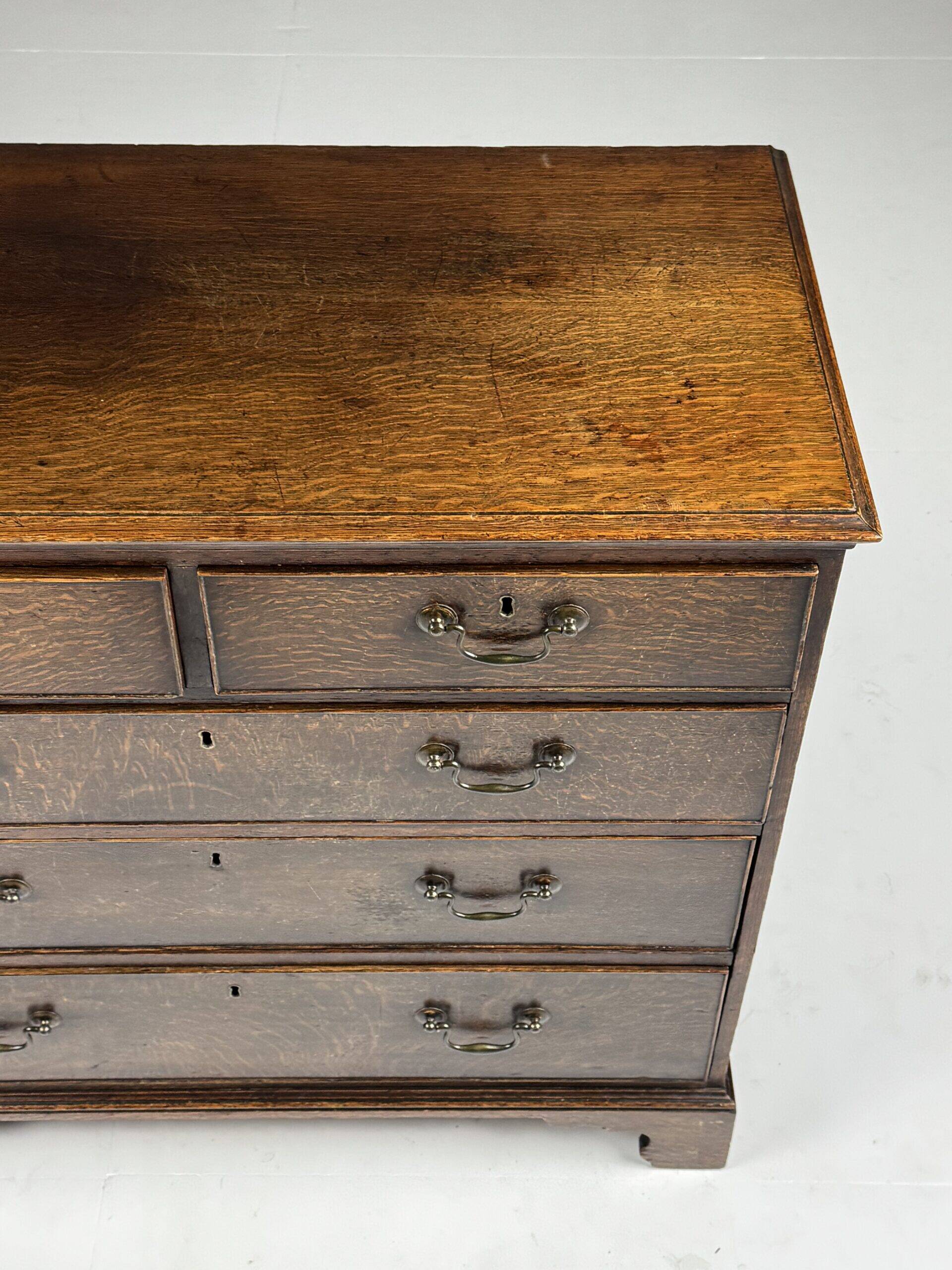 Commode anglaise antique 1780