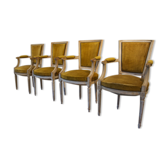 Série de quatre chaises Louis XVI 1940’