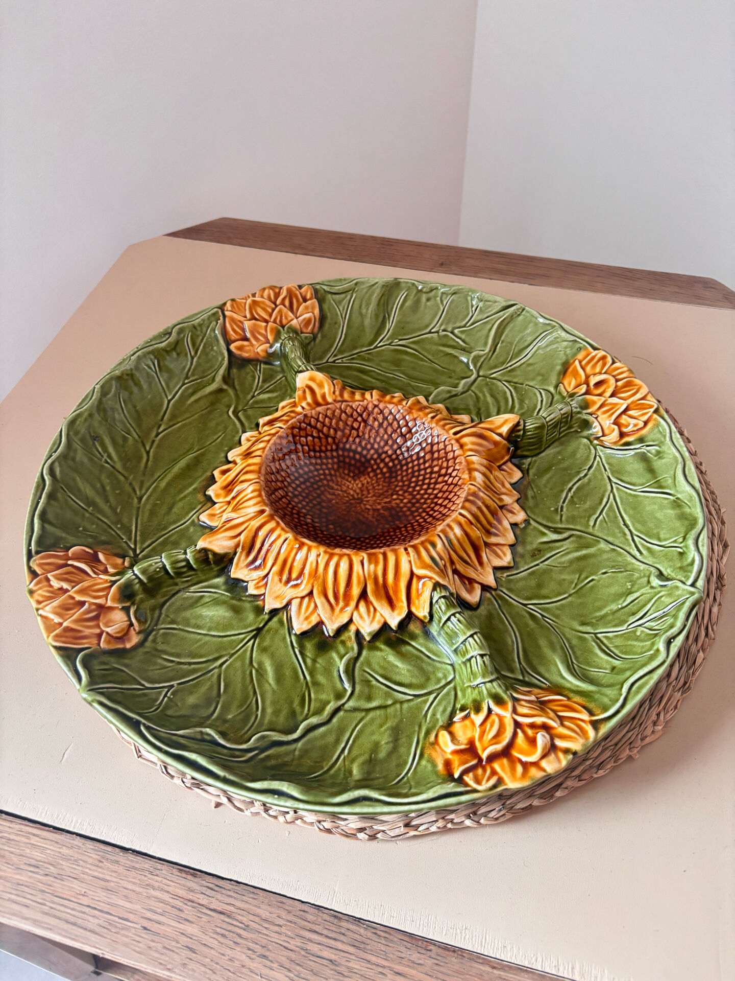 Sunflower plate slipware