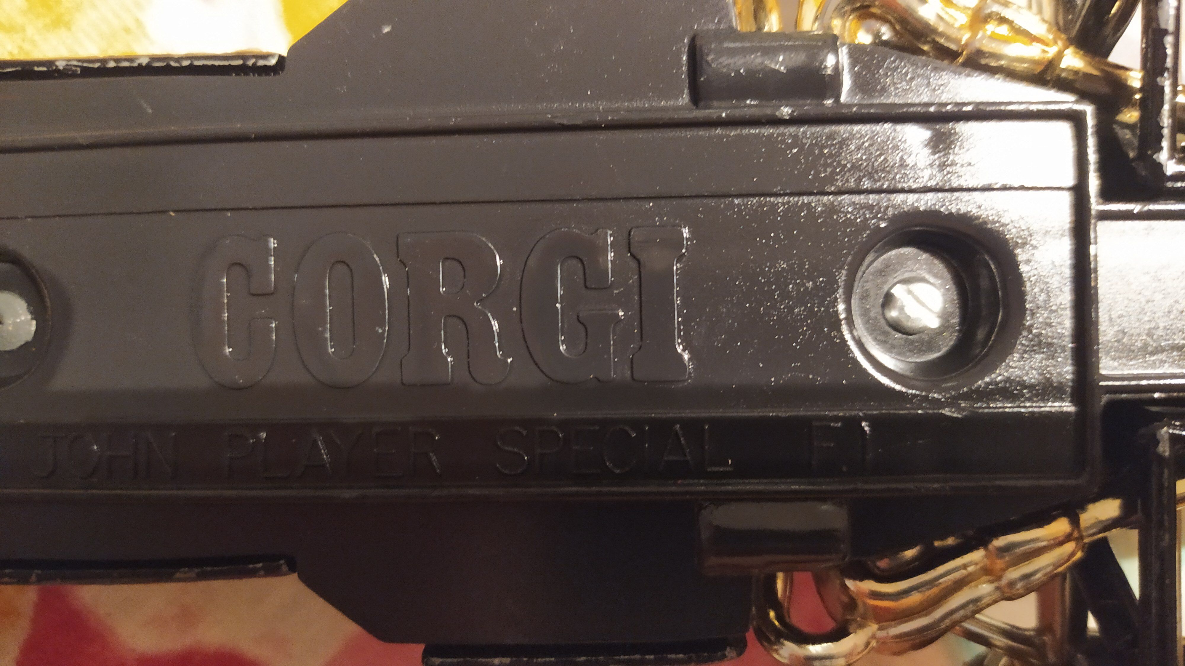 Reduced model corgi john player special f1 1/16