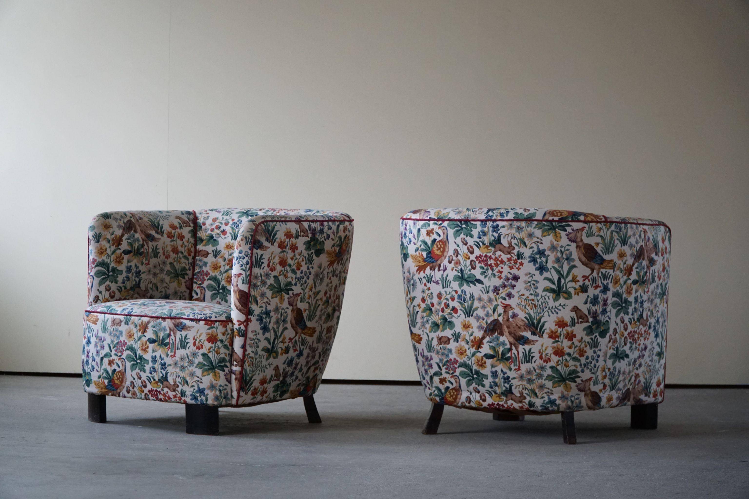 Set of curved Danish club chairs from the mid-century, Viggo Boesen style, 1940s.