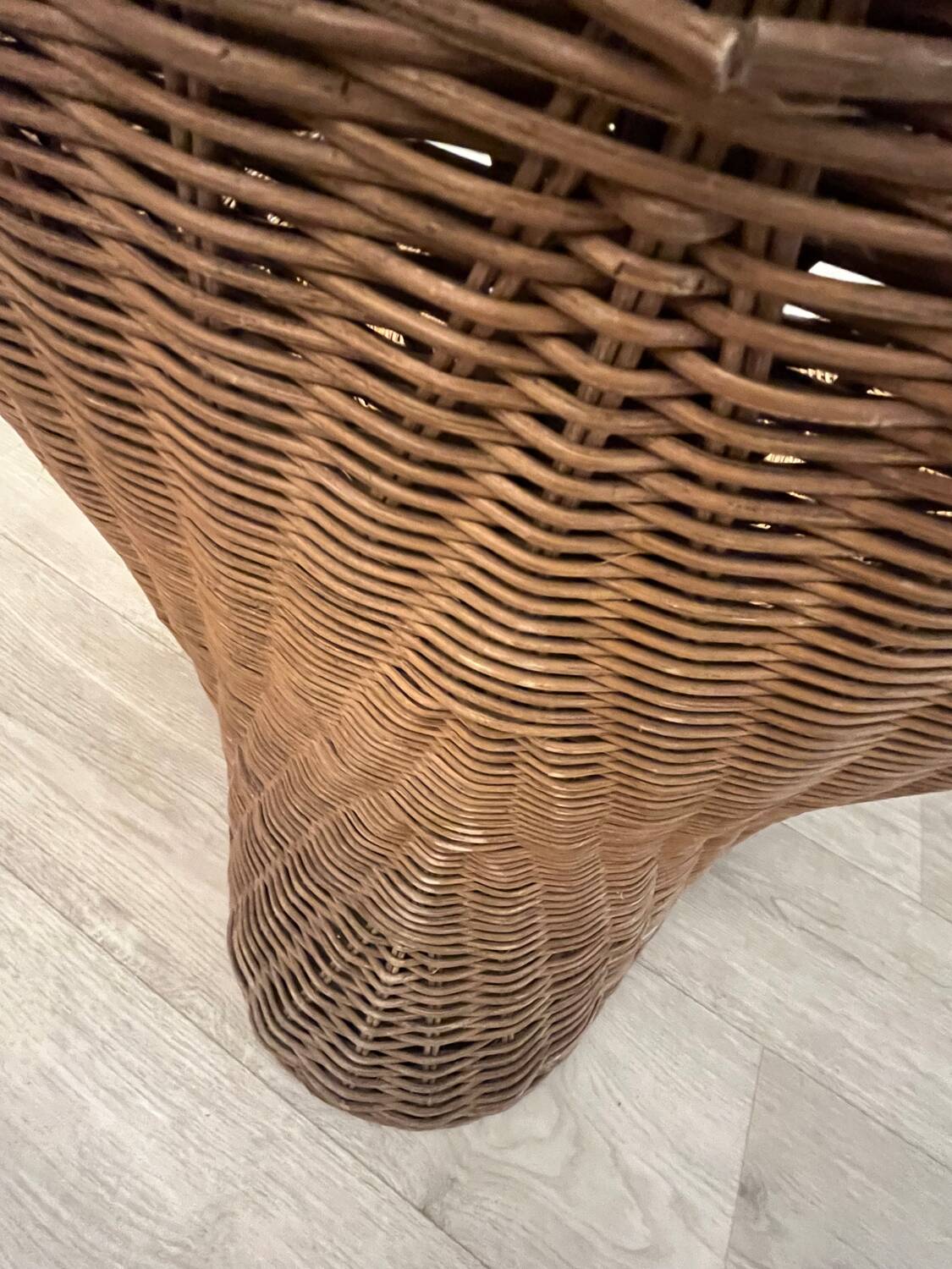 Lotus chair