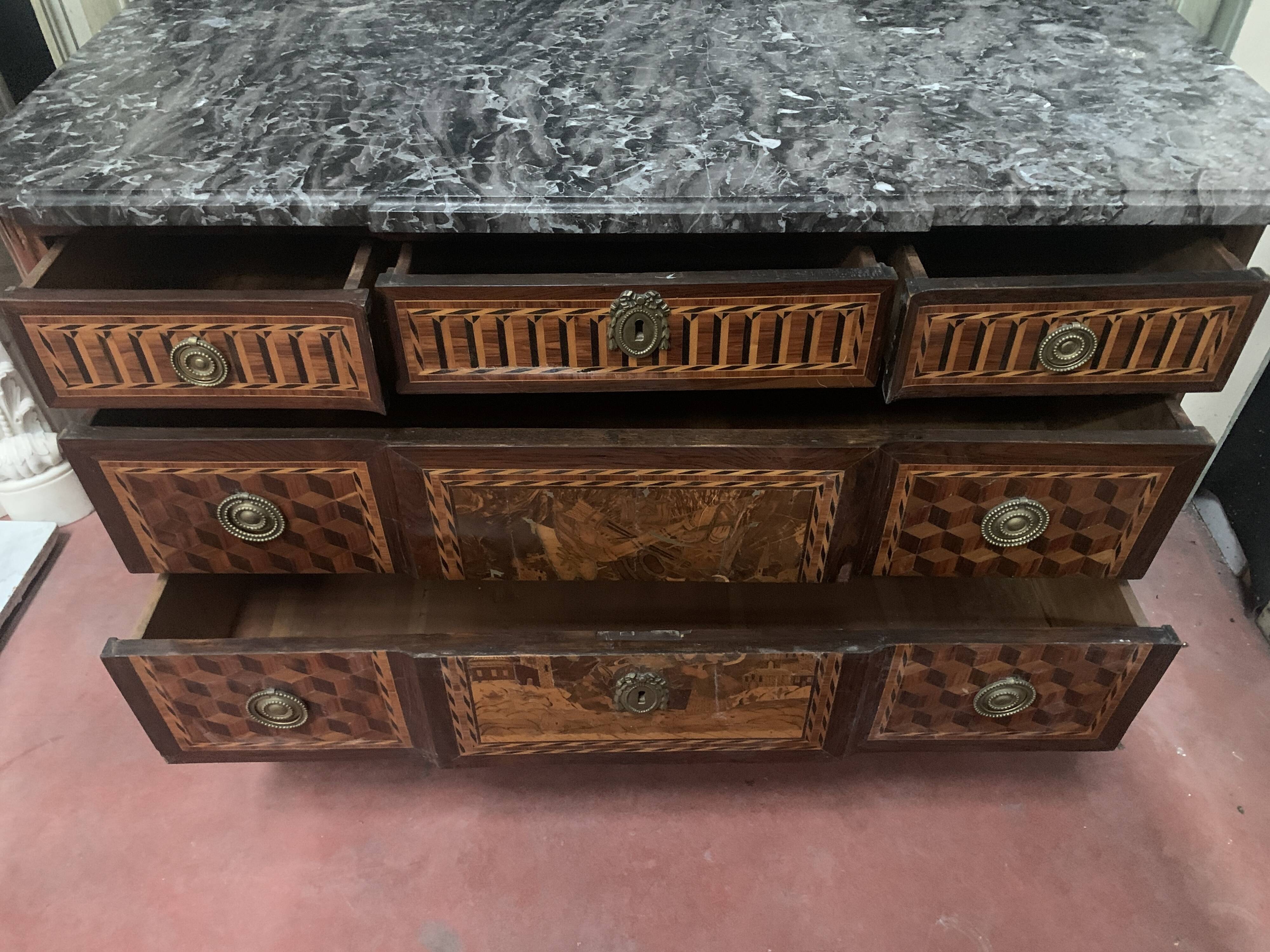Transition chest of drawers in rosewood and amaranth veneer, 19th century