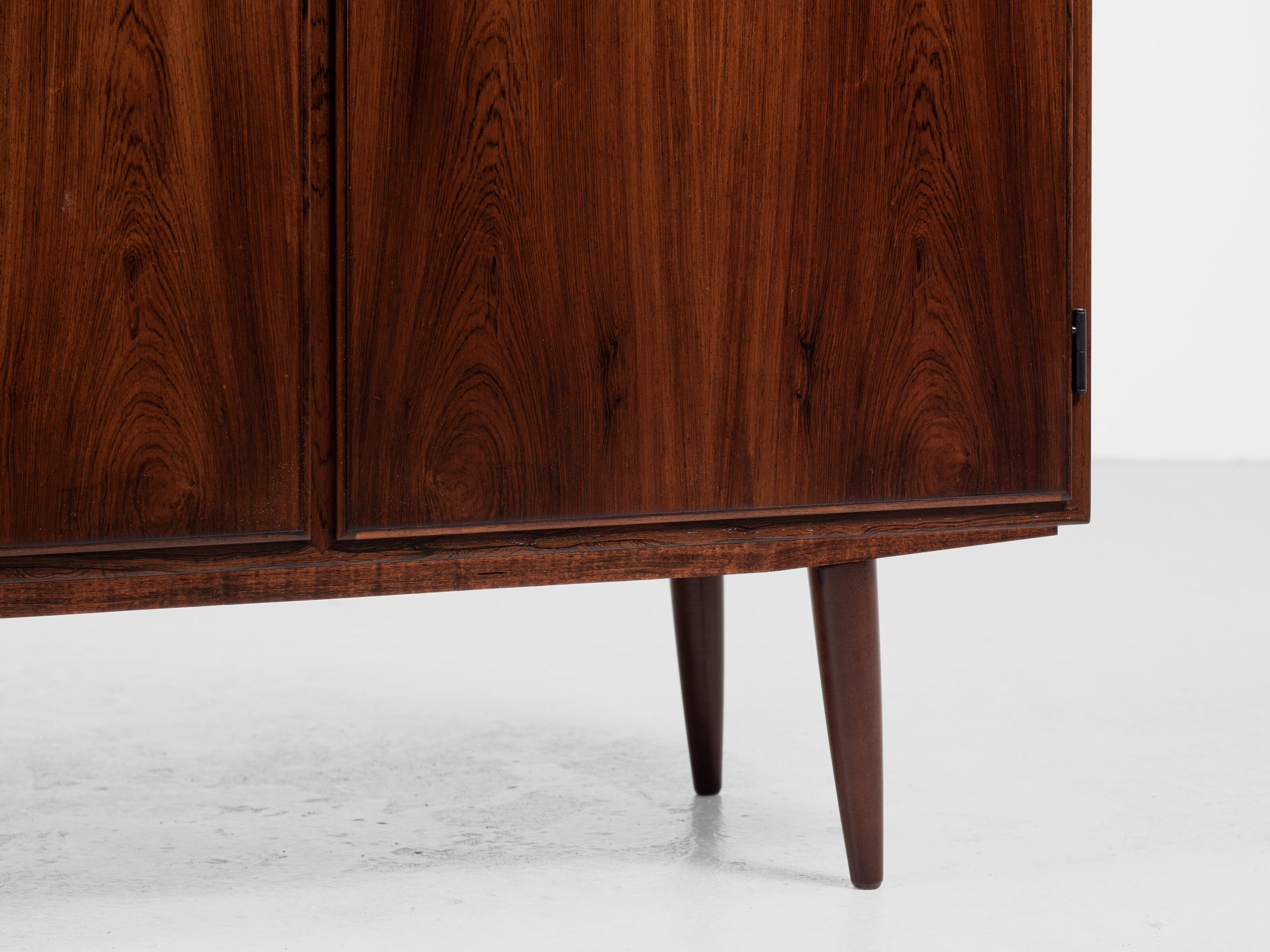 Midcentury danish sideboard with 3 doors in rosewood 1960s