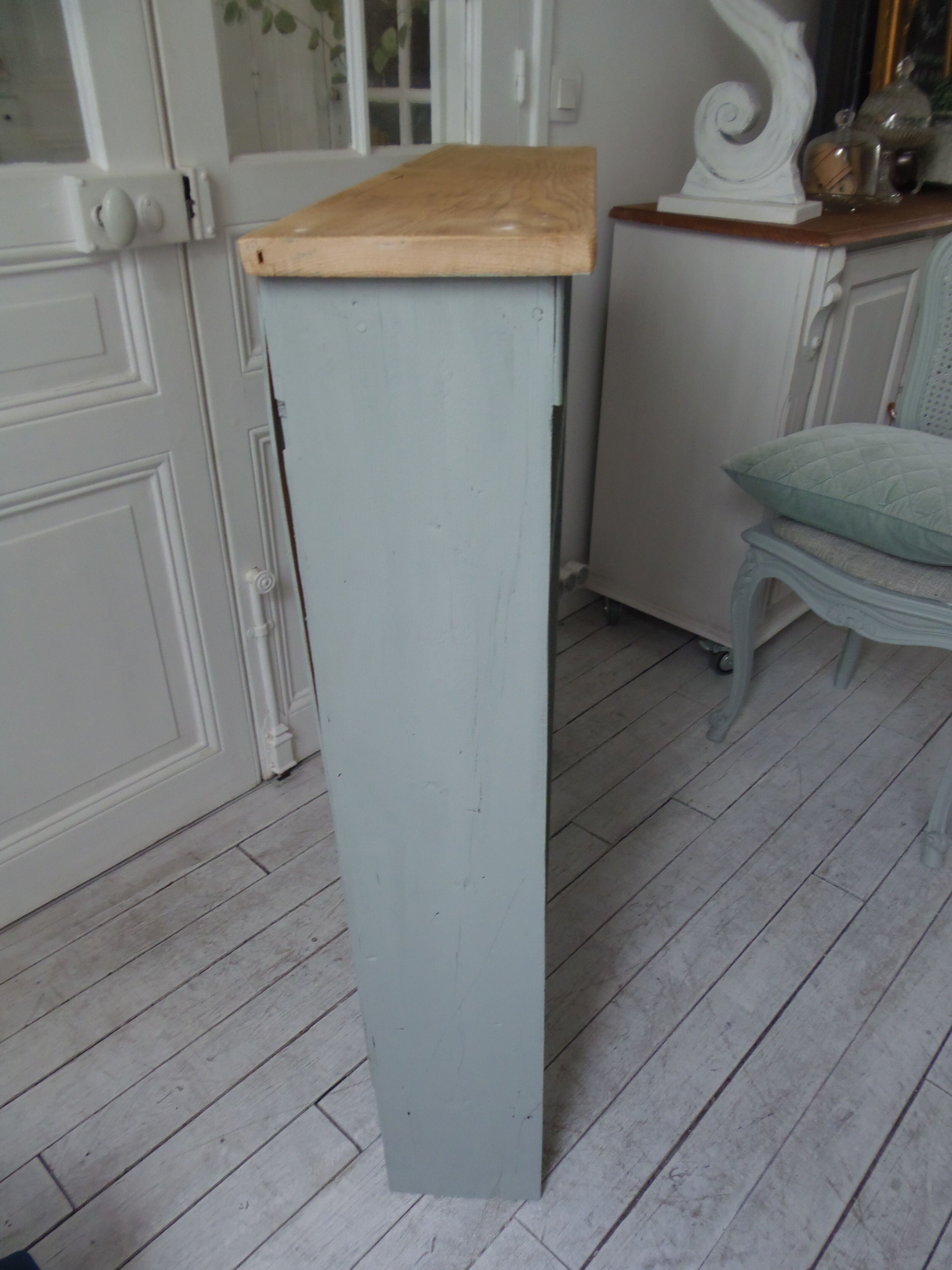 Vintage pearl grey green bookcase, 2 shelves, pitchpin top