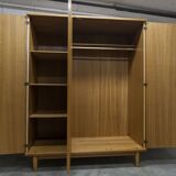 Armoire scandinave 3 portes en teck blond