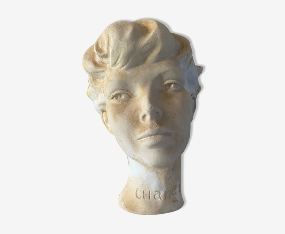 Decorative plaster head