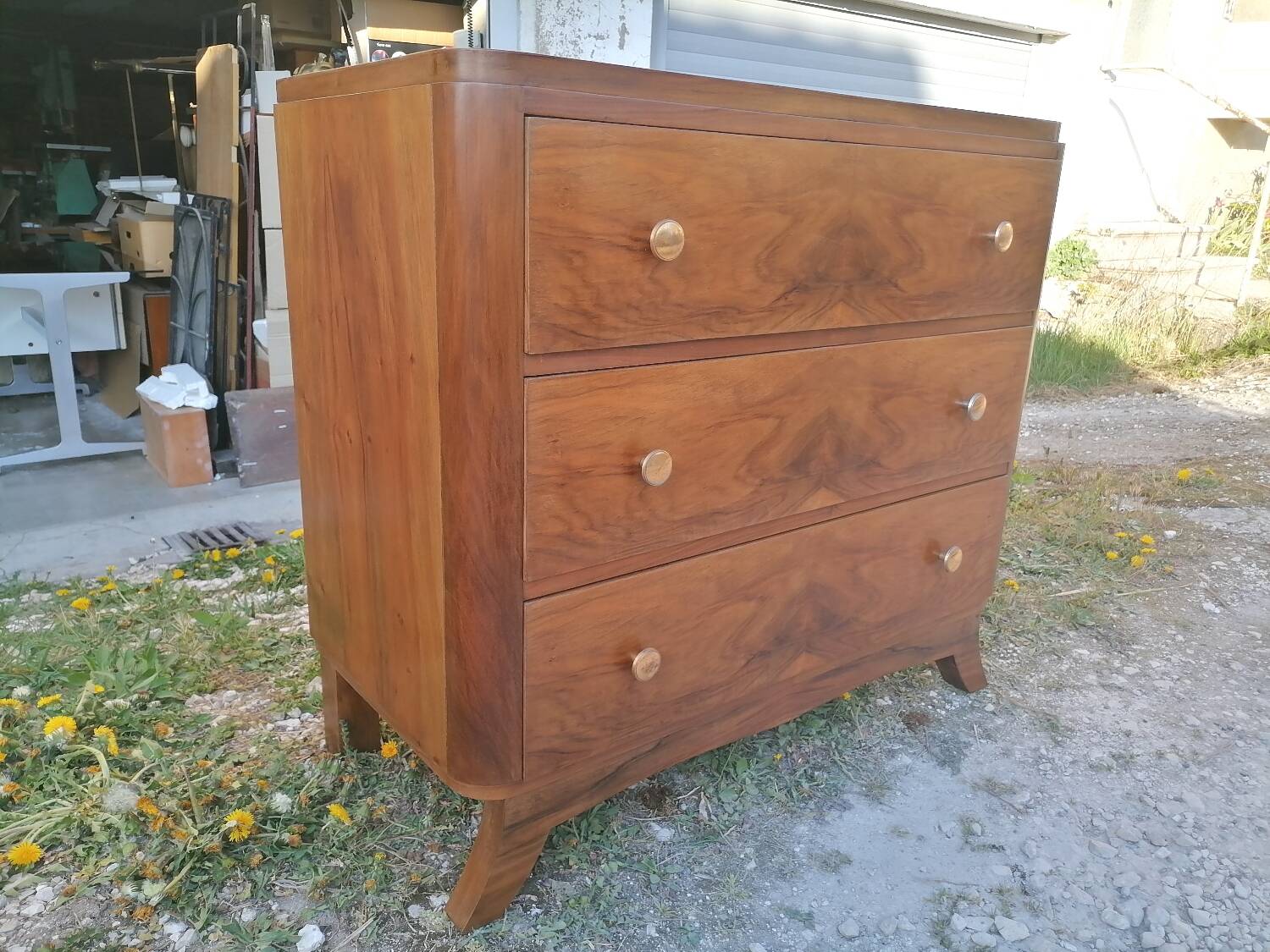 Antique chest of drawers