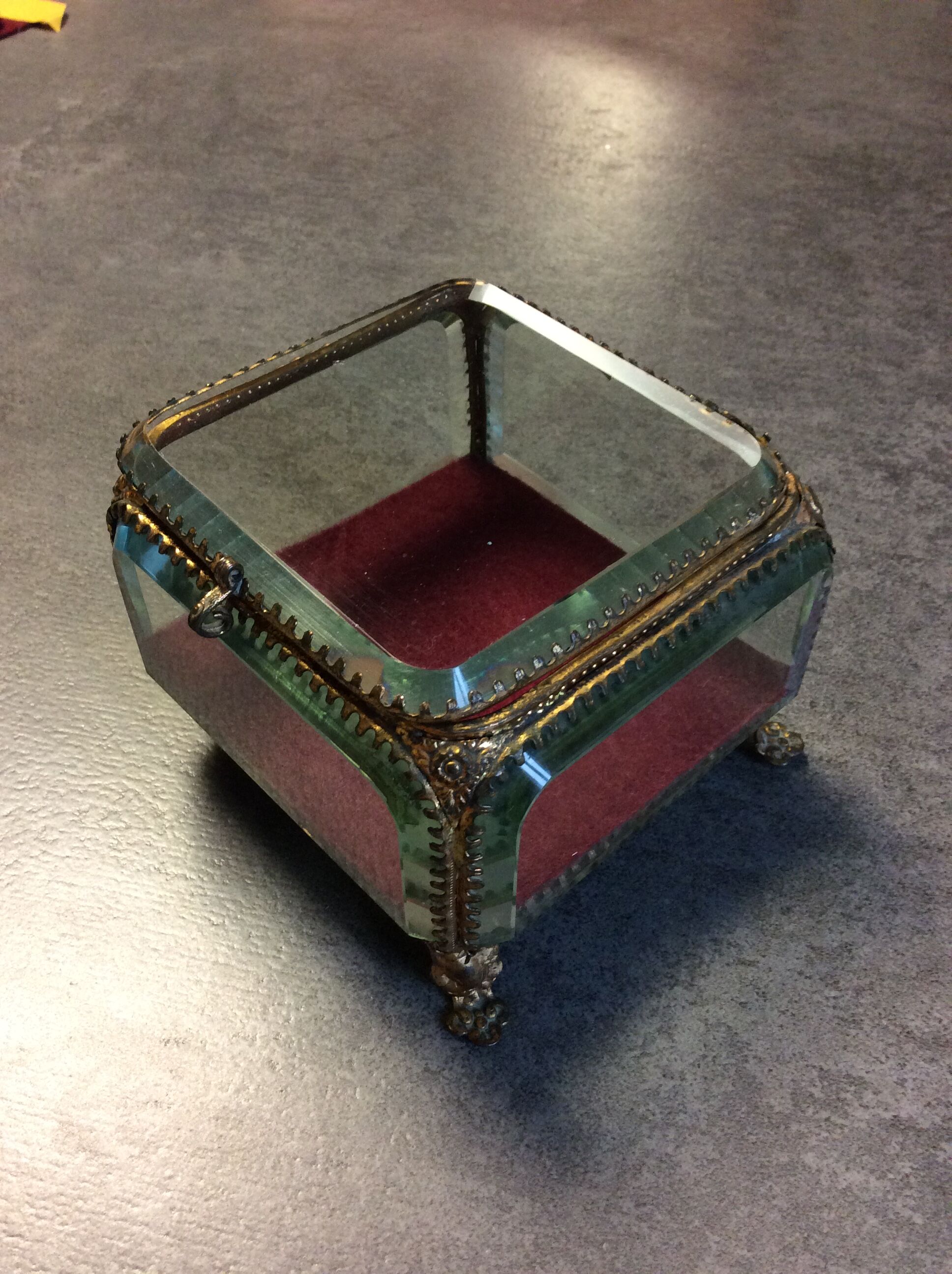 Art Deco jewelry box in beveled glass