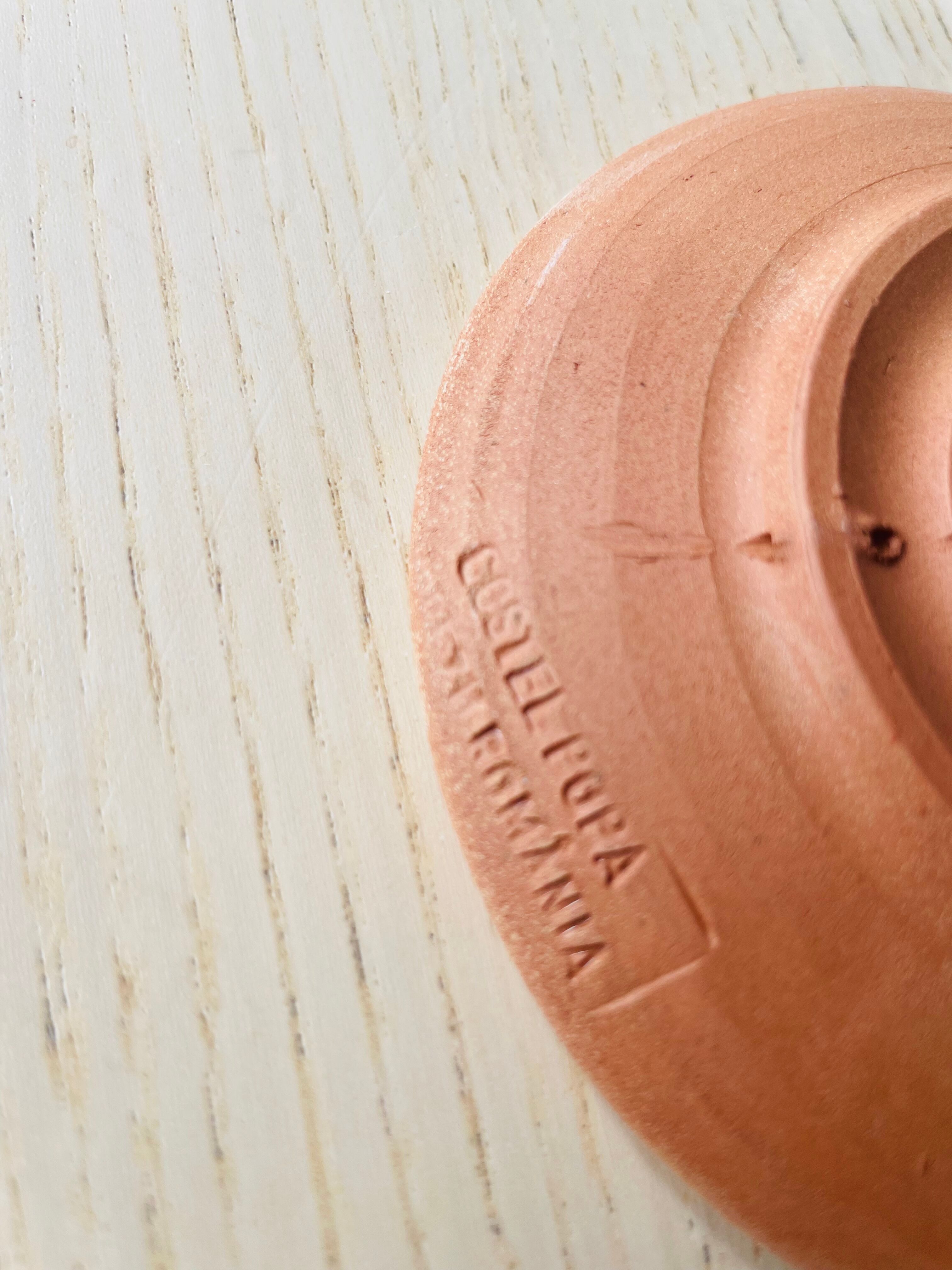 Romanian handicraft ceramic plate