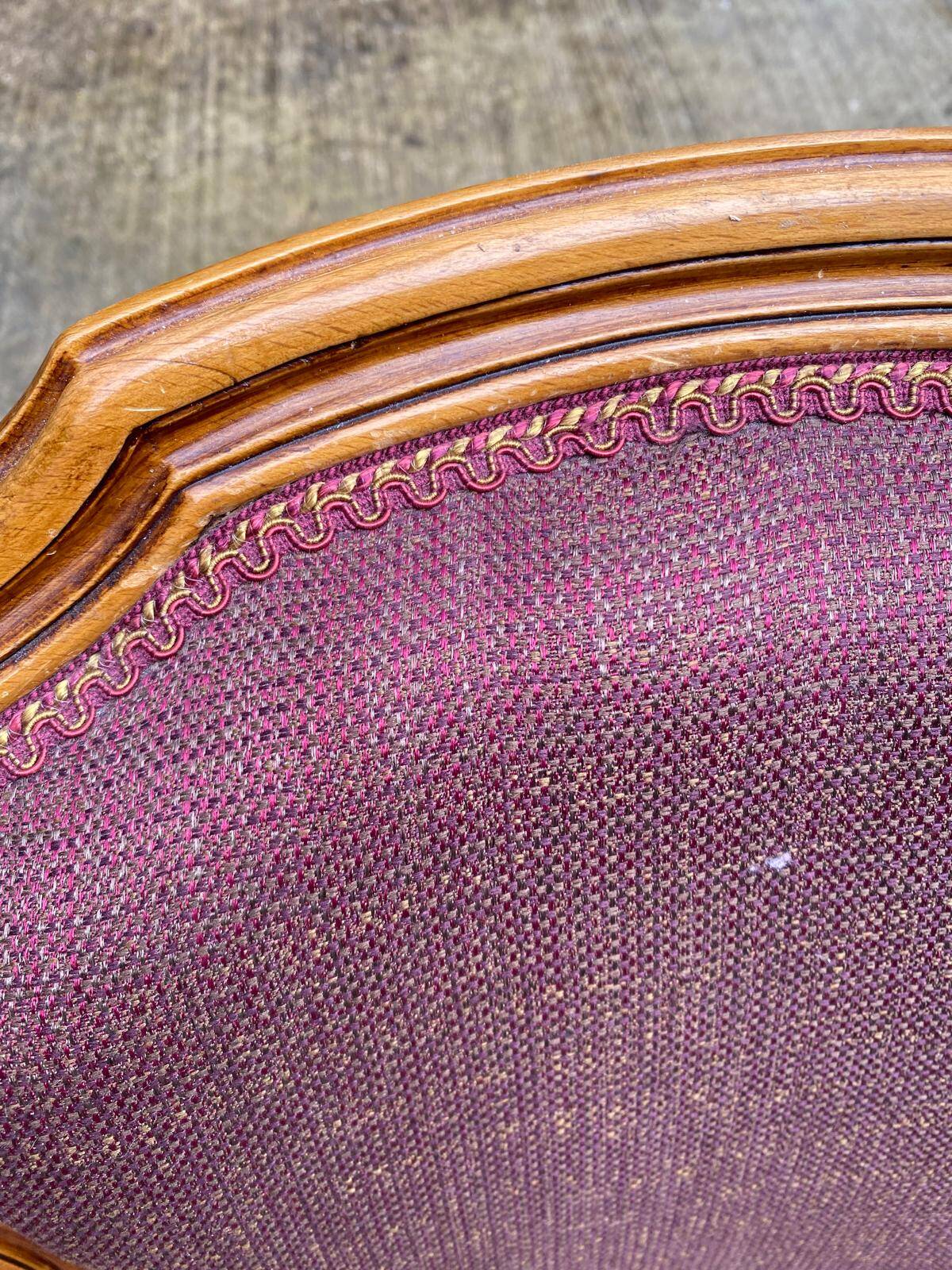 Louis XV armchair in solid wood and burgundy fabric