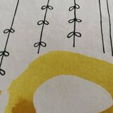 Rectangular tablecloth or table runner in thick cotton.