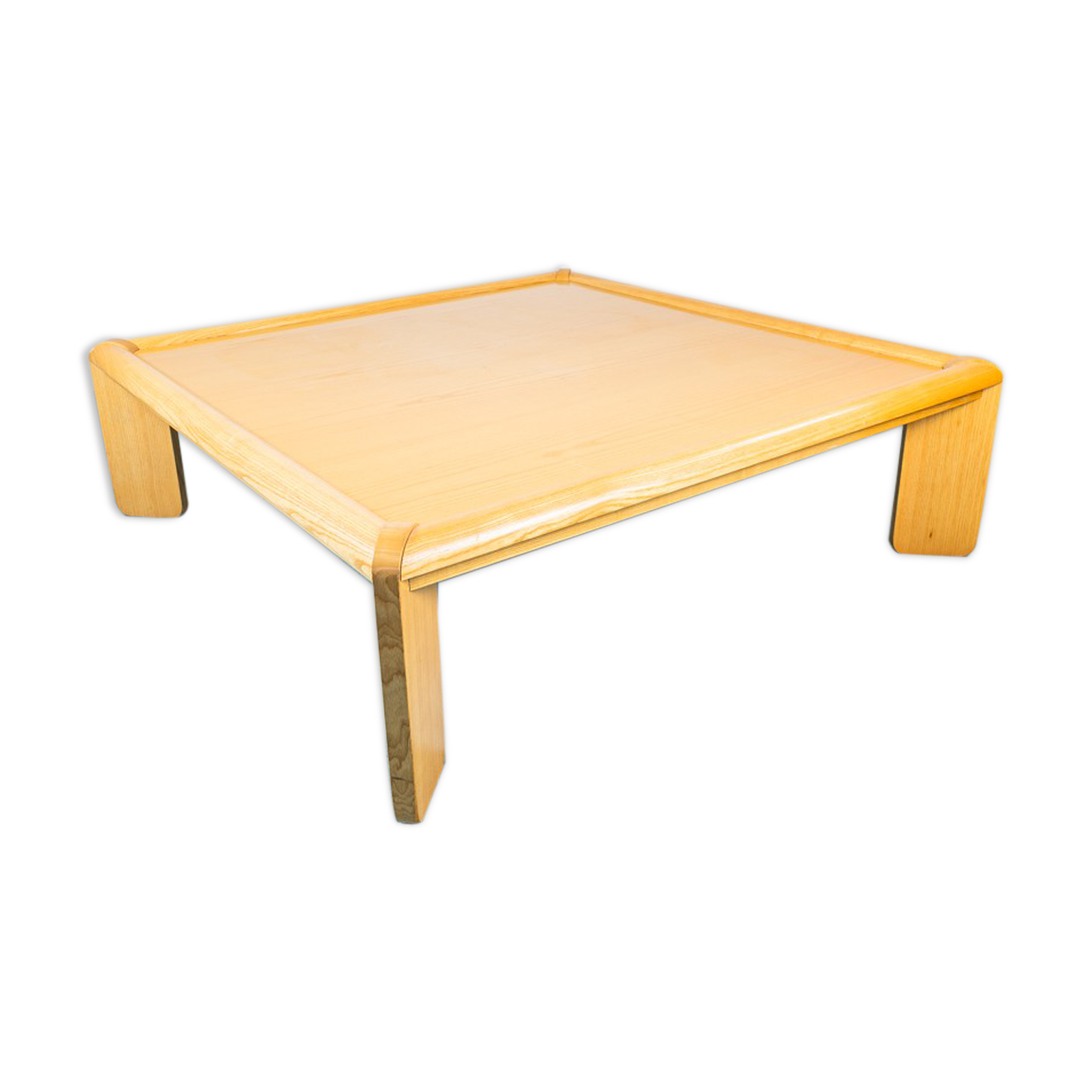 Coffee table maple wood design 1970s