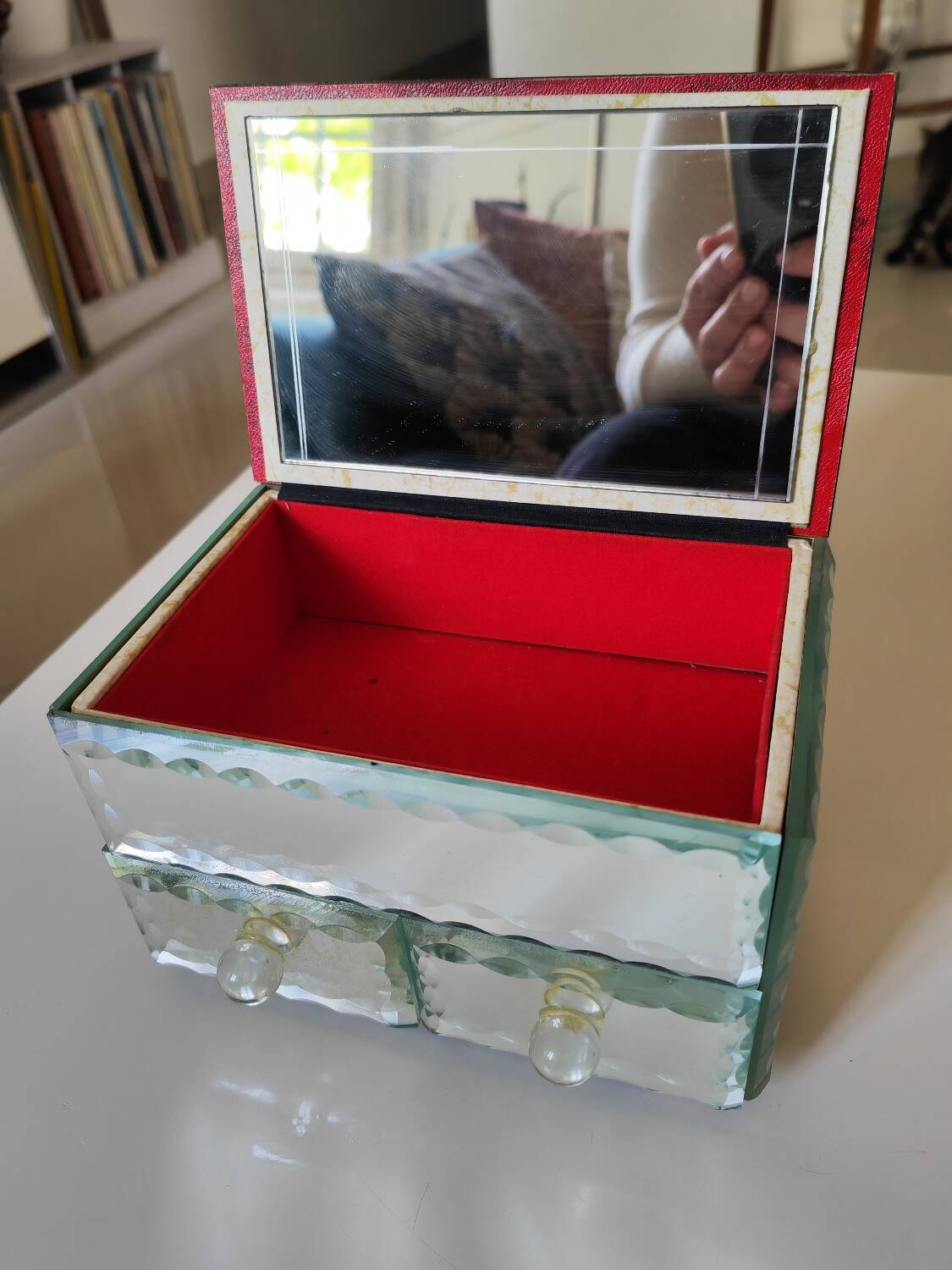 Vintage jewelry box