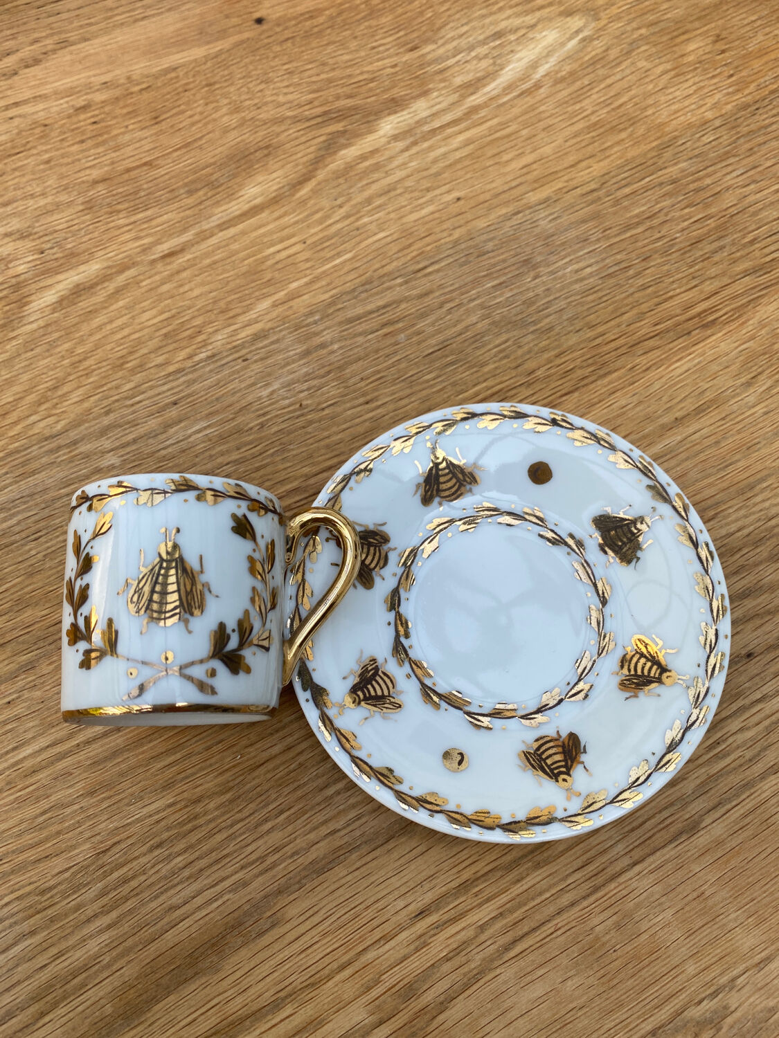 Porcelain cup