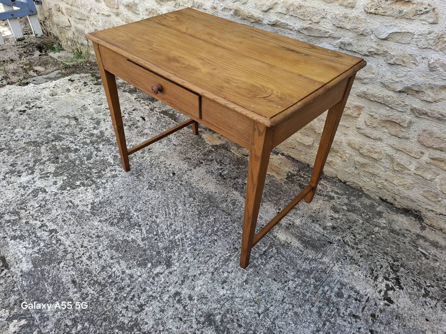 Elm desk