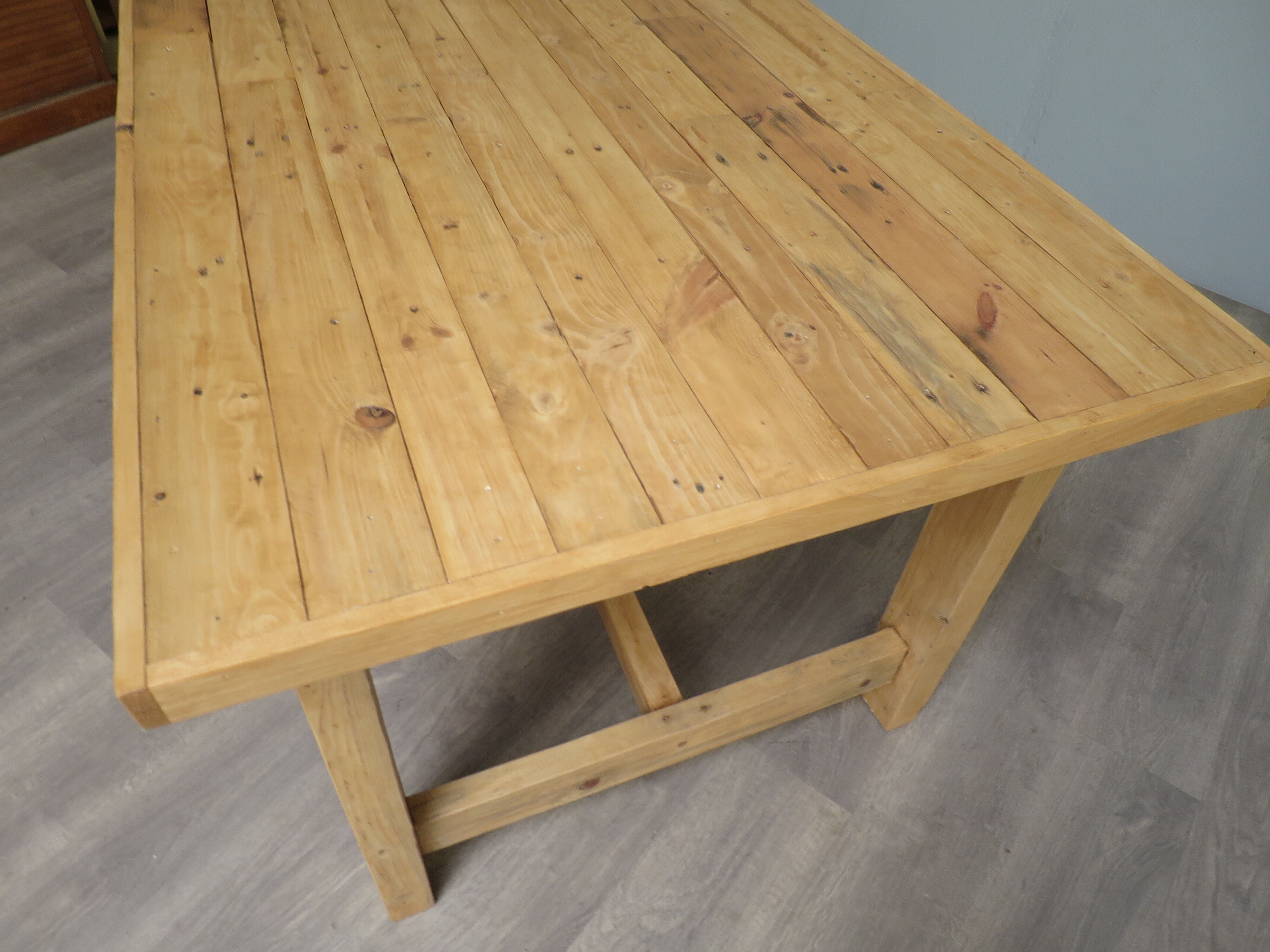 Farmhouse table made of "recycled" wood