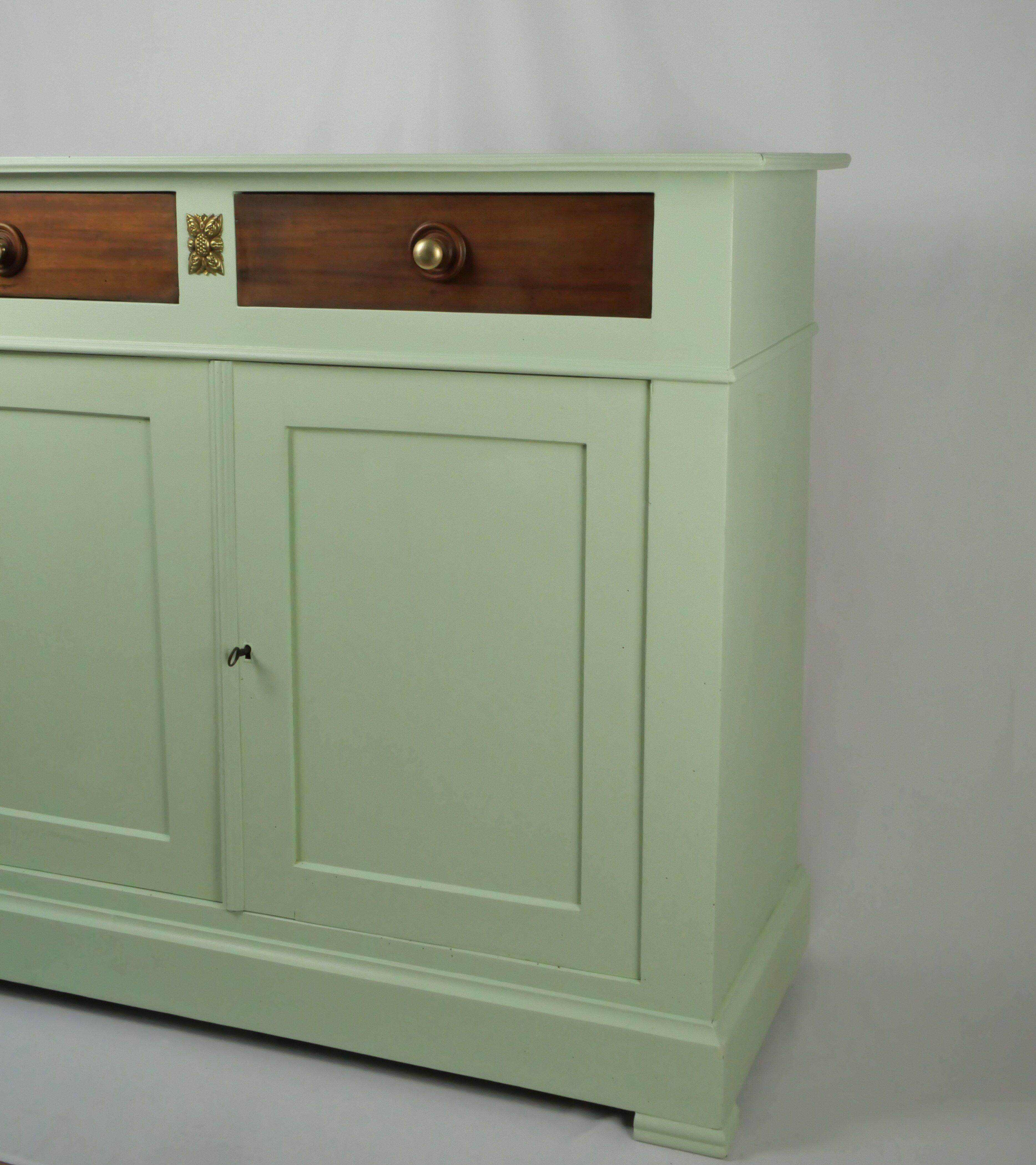 Wooden sideboard 2 doors