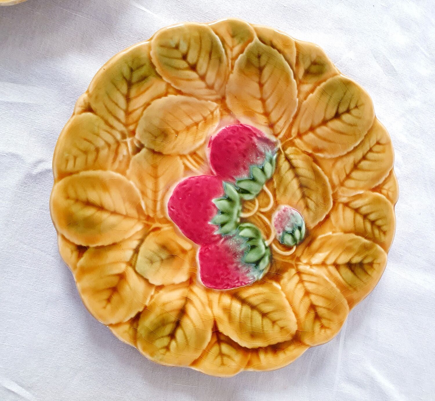 5 dessert plates in Sarreguemine slip