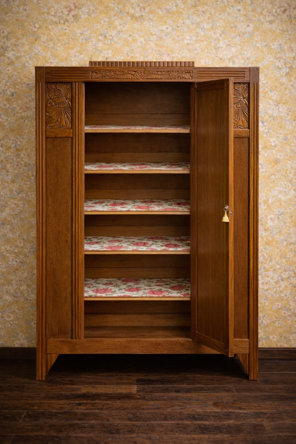 Large Parisian Art Deco wardrobe in solid oak – timeless elegance
